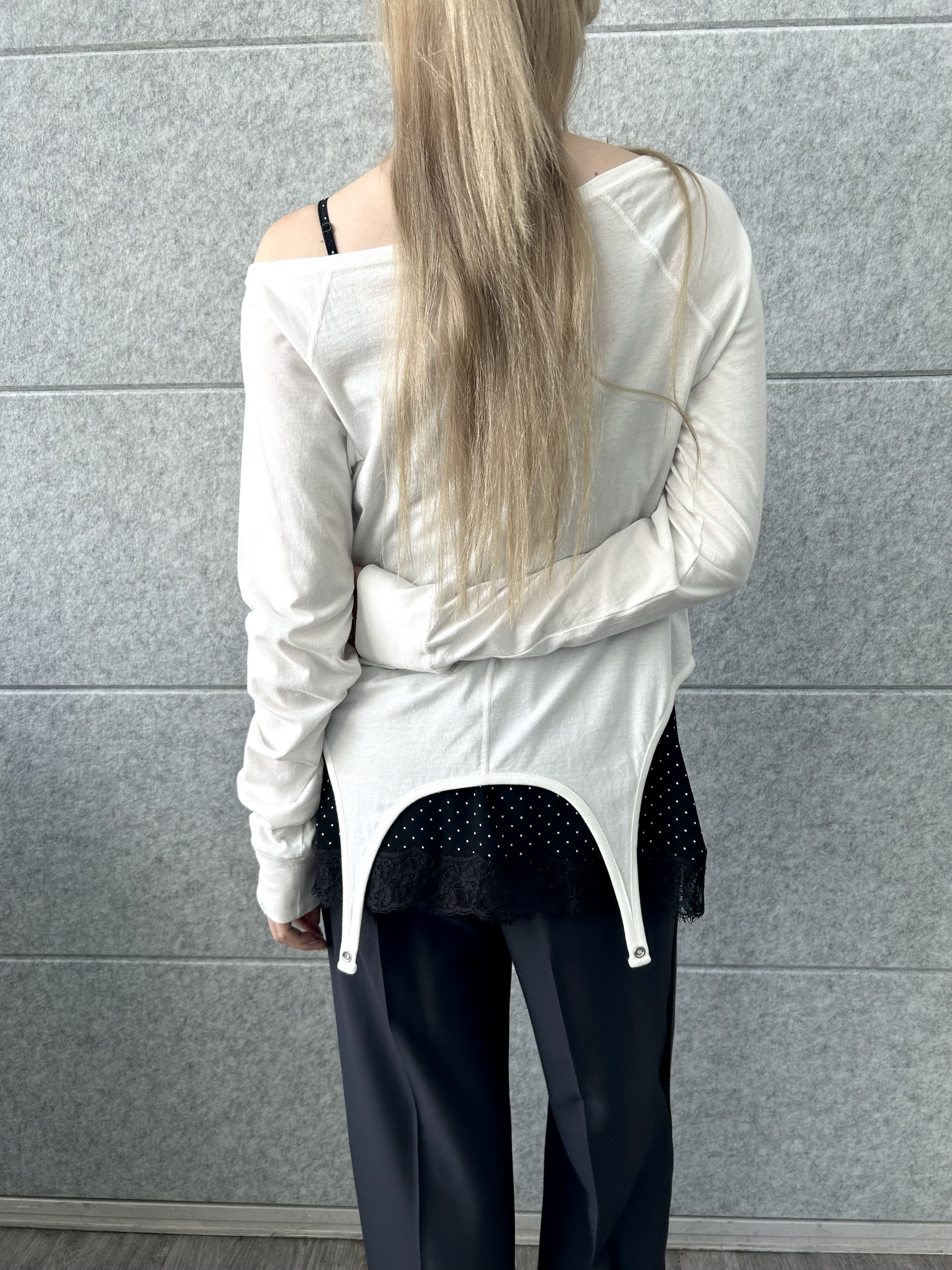 honoka Aさんの「CODE A｜【Re】easy flip tee」を使ったコーディネート