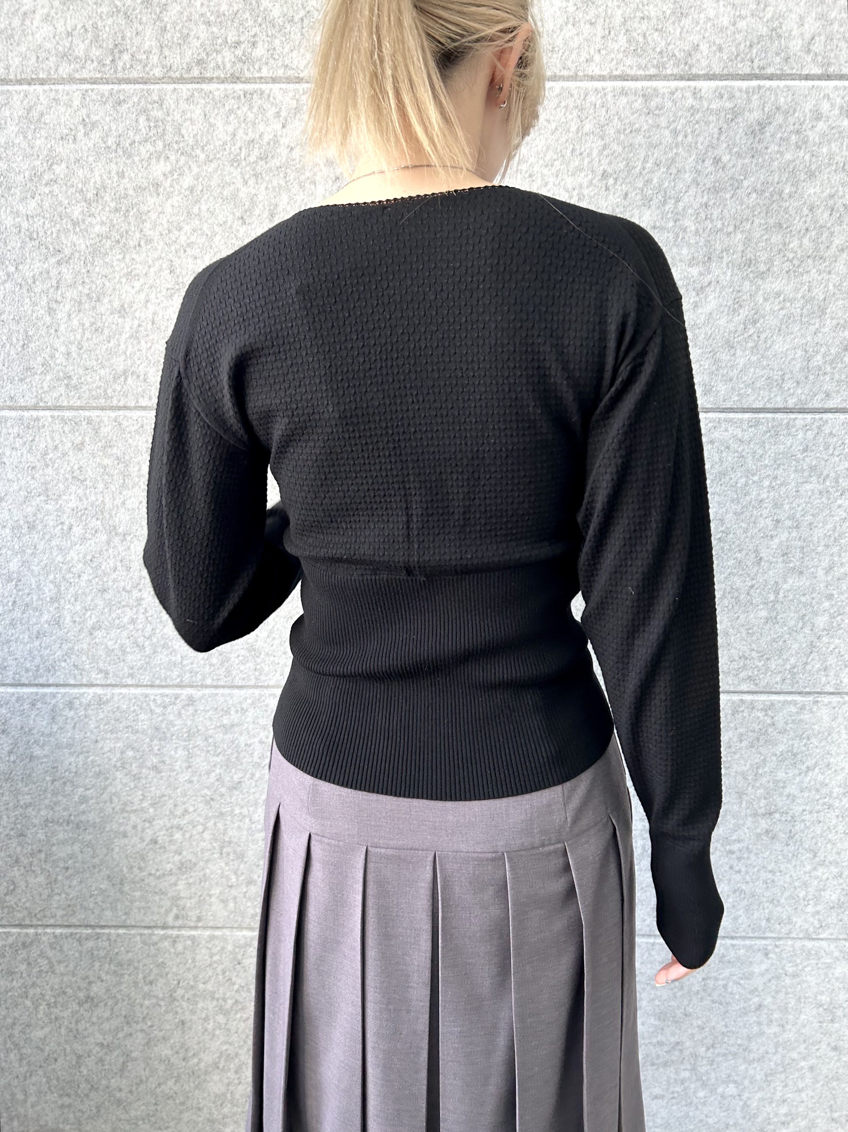 honoka Aさんの「CODE A｜intimate wrap knit top」を使ったコーディネート