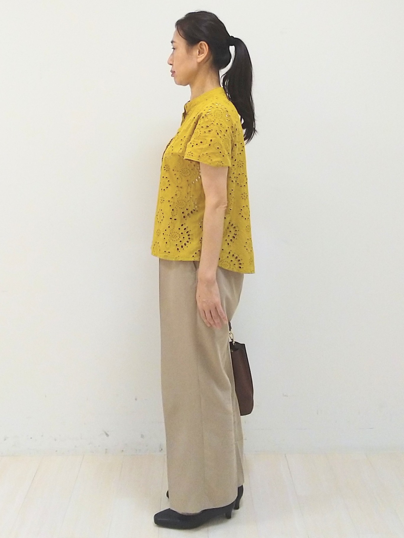 SANAさんの「Reflect｜【通勤◎】カットワーク刺繍レース シャツブラウス」を使ったコーディネート