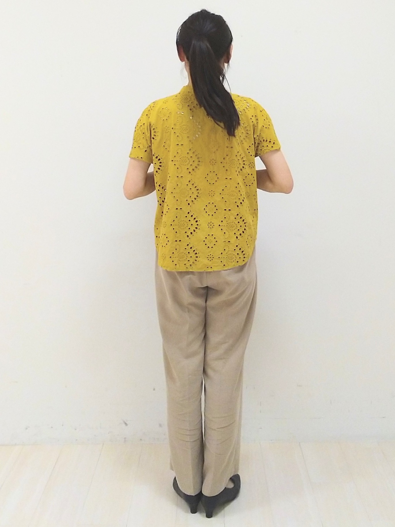 SANAさんの「Reflect｜【通勤◎】カットワーク刺繍レース シャツブラウス」を使ったコーディネート