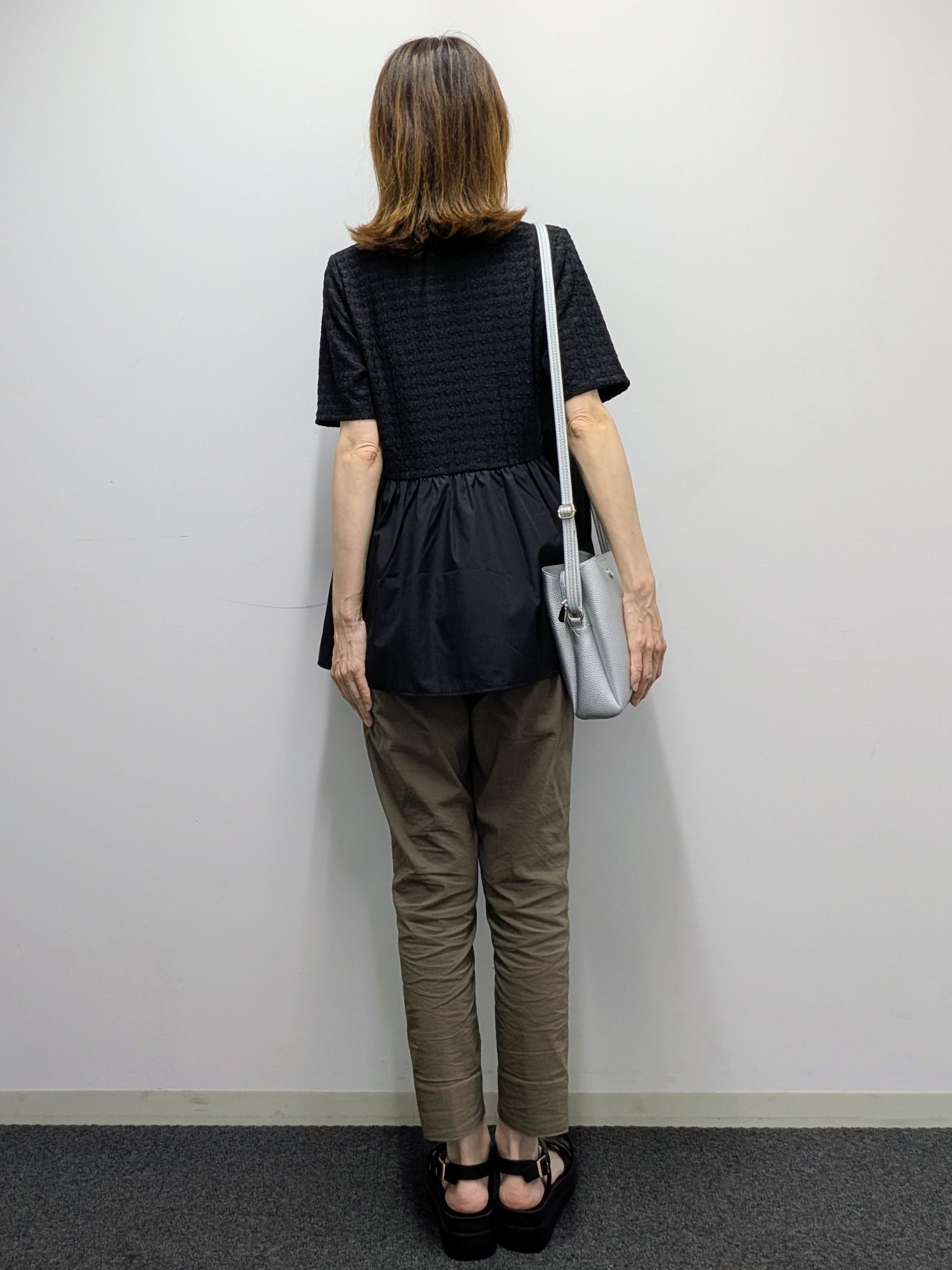 neneさんの「index｜ジャカードドッキング ペプラムカットソー【洗濯機OK】」を使ったコーディネート