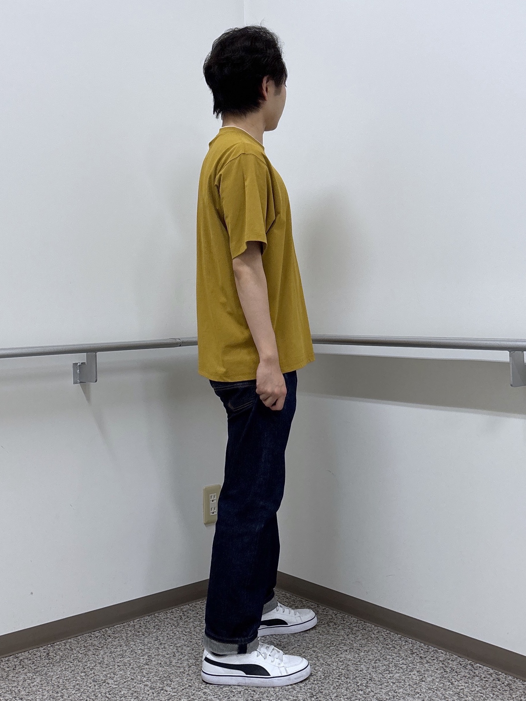 KEIさんの「TAKEO KIKUCHI｜【汗染み軽減/接触冷感】フェイクレイヤード ワンポイント刺繍Ｔシャツ」を使ったコーディネート