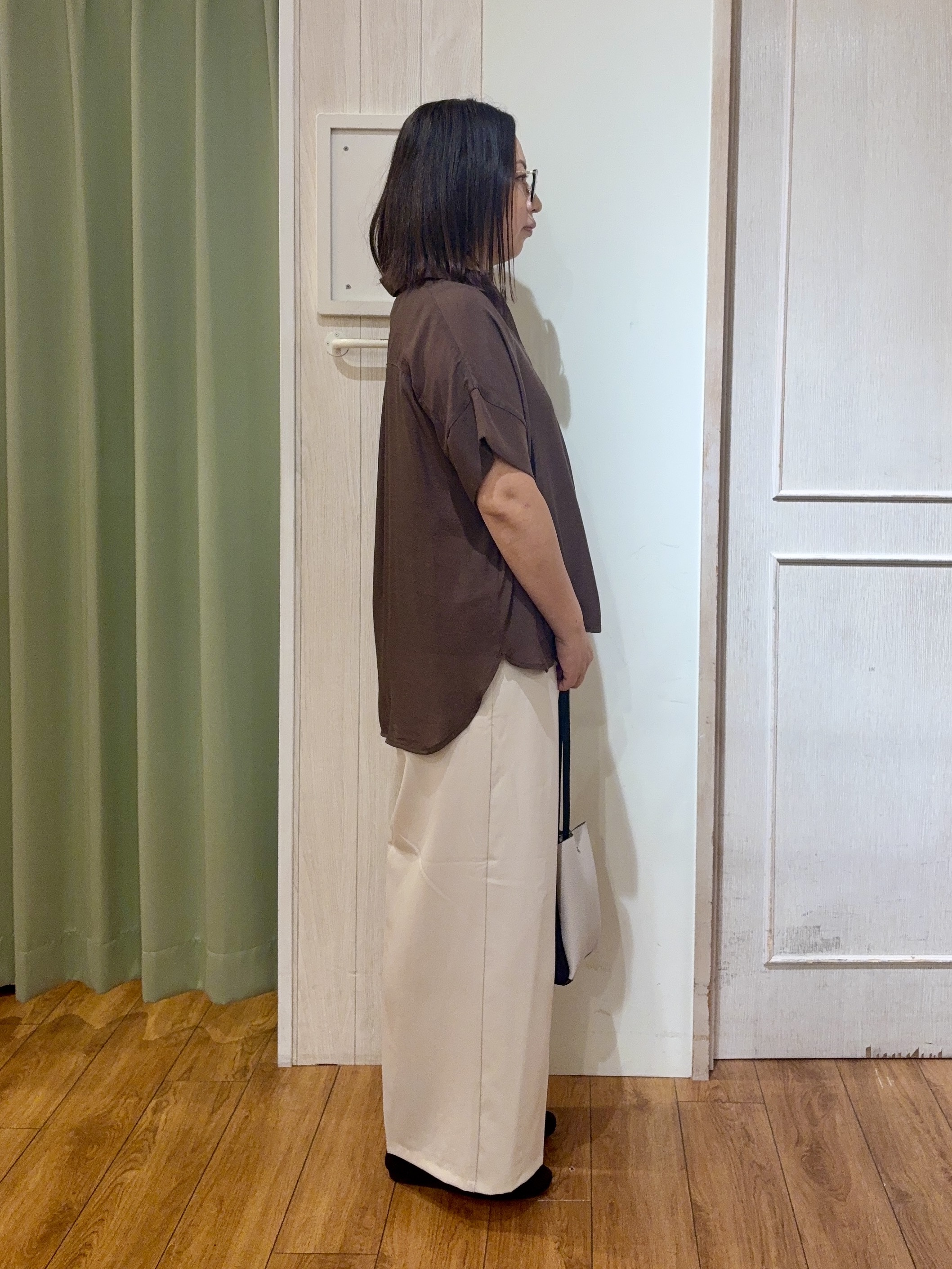 kumaさんの「SHOO･LA･RUE｜【2点セット/S-LL/洗濯機可】時短でコーデ決まる スラブスキッパーシャツ＋タンクトップ」を使ったコーディネート