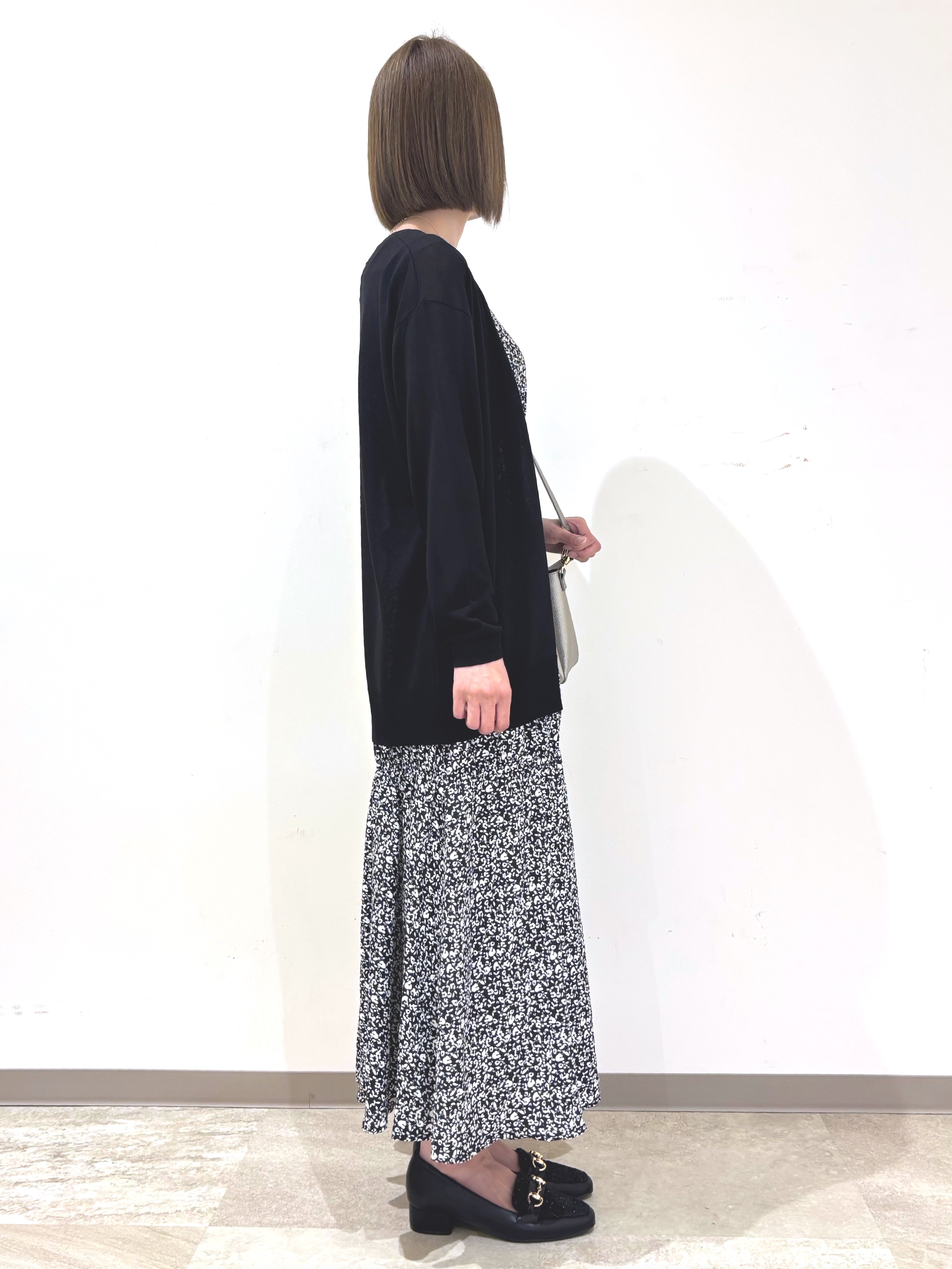 miさんの「grove｜【接触冷感／UVカットetc】ベーシックロングカーディガン」を使ったコーディネート
