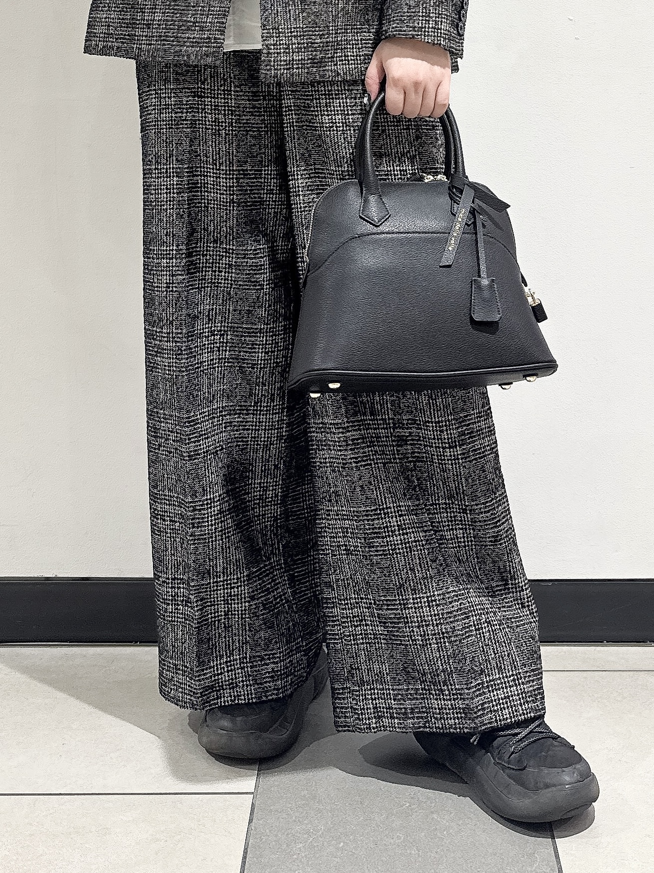 なかもとあきさんの「DRESSTERIOR｜【セットアップ可能】ループグレンチェックダブルジャケット」を使ったコーディネート