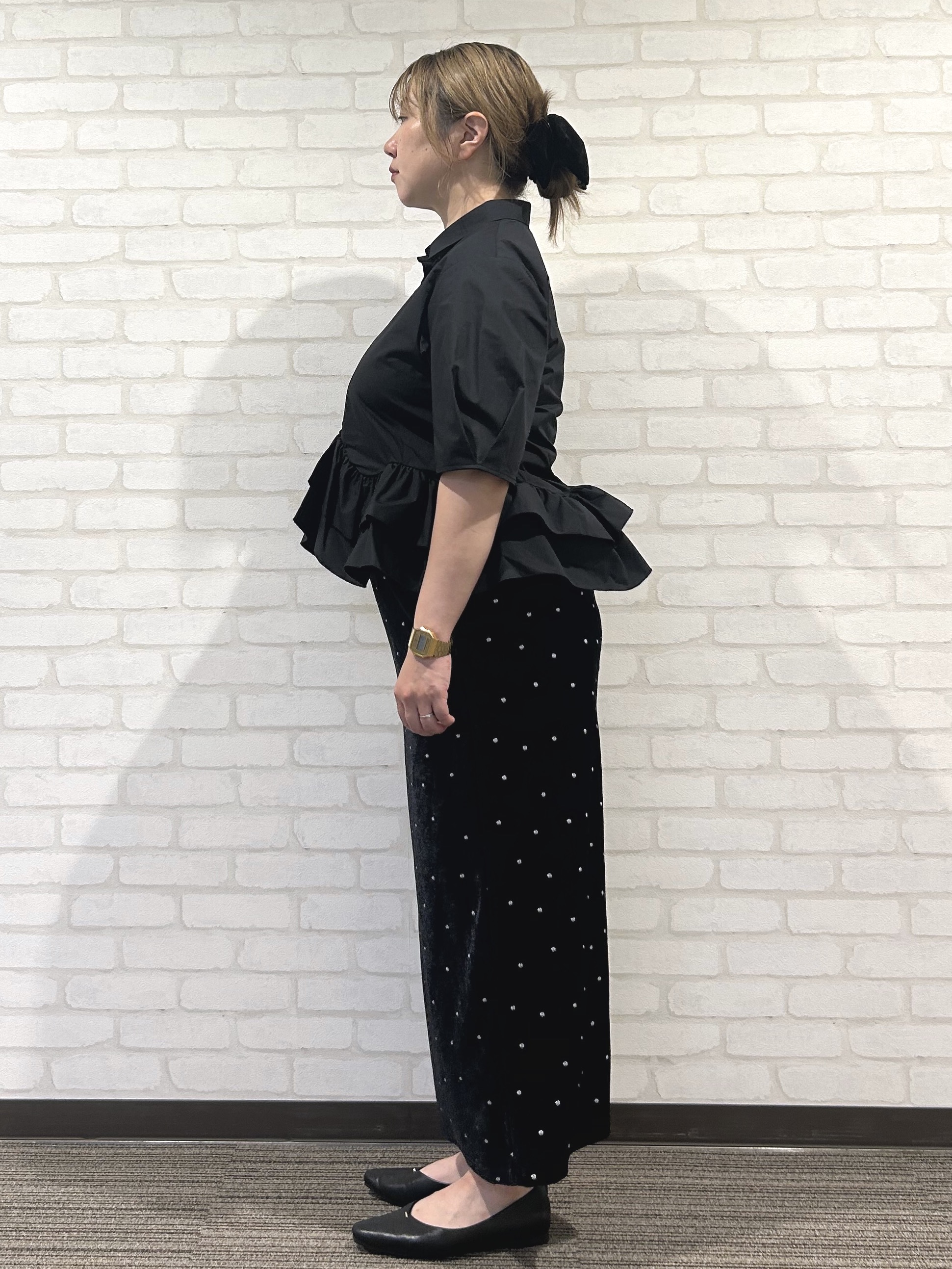 mochiさんの「OPAQUE.CLIP｜裾ラッフルデザインブラウス【洗濯機OK】」を使ったコーディネート