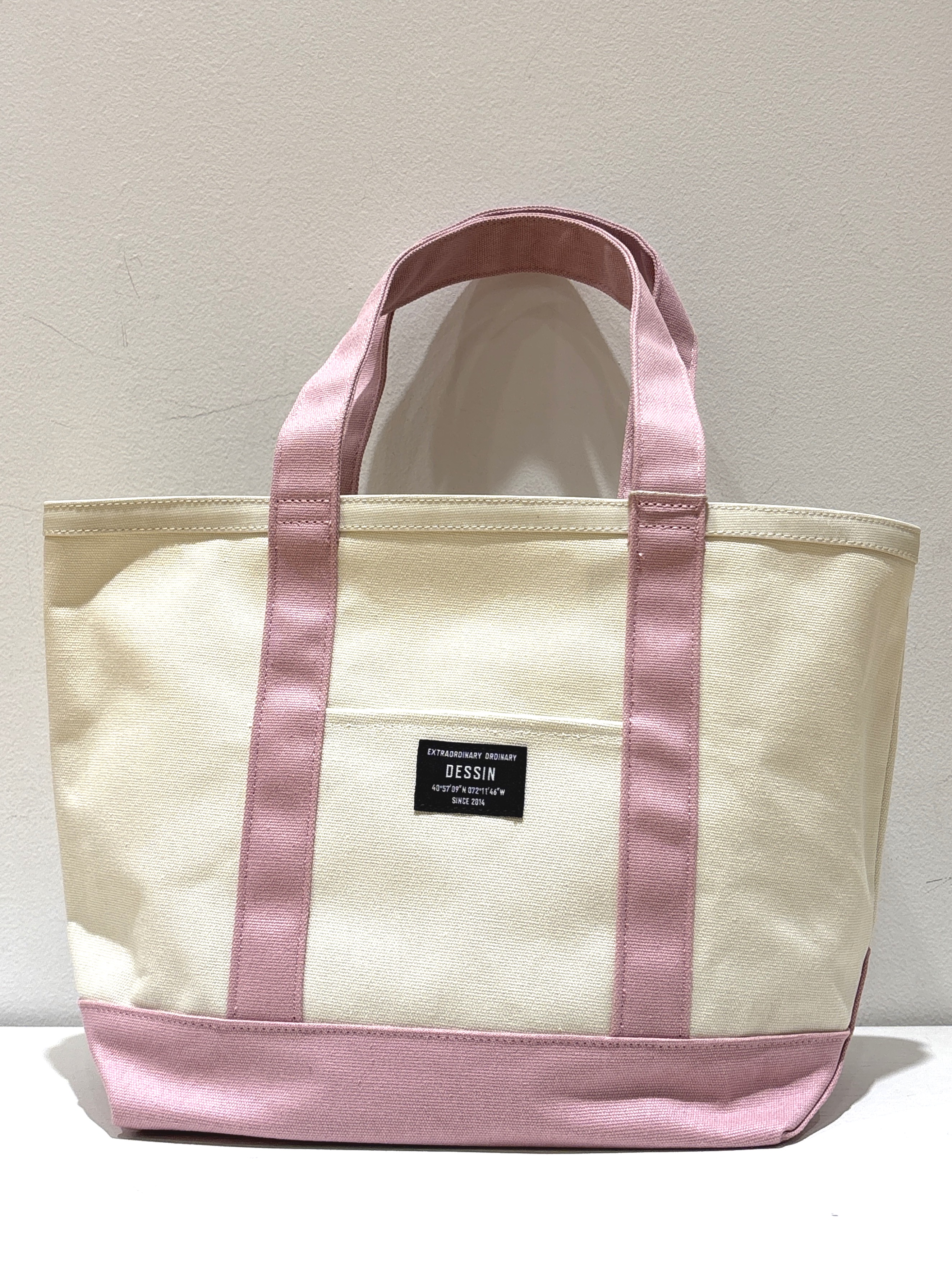 yumiさんの「Dessin｜配色キャンバストートバッグM」を使ったコーディネート