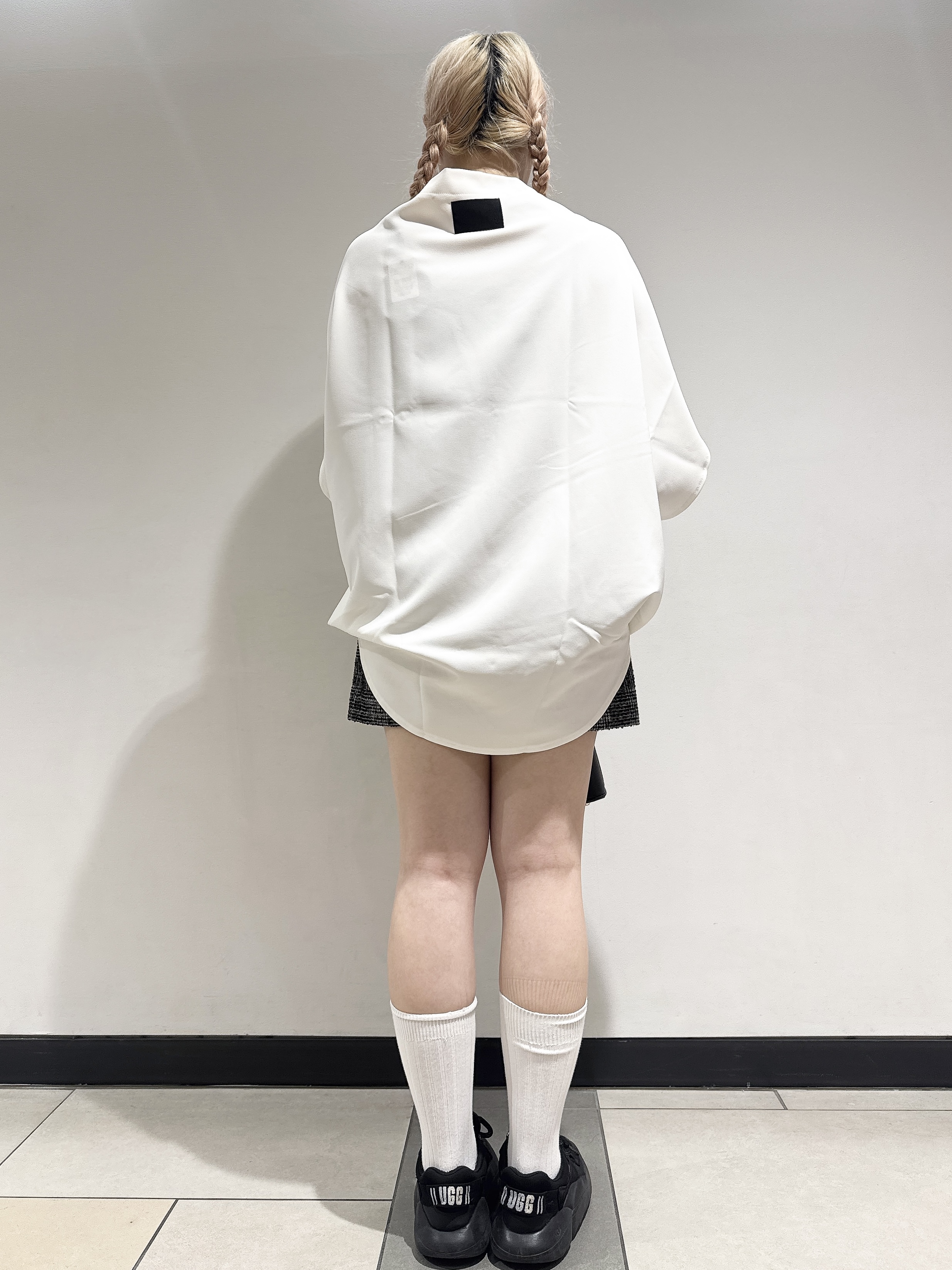 なかもとあきさんの「DRESSTERIOR｜【セットアップ可】ループグレンチェックショートパンツ」を使ったコーディネート