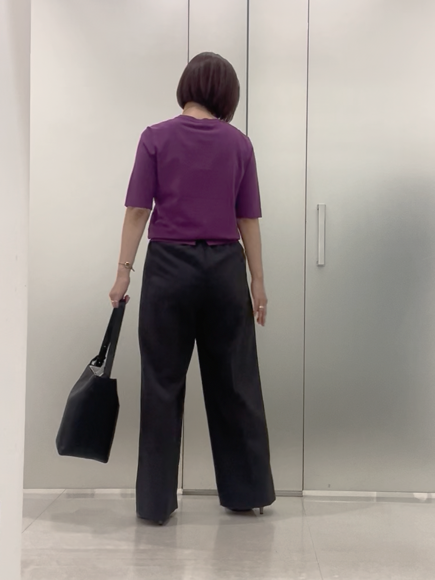 まどかさんの「UNTITLED｜【アンサンブル可/きれいめ/通勤】コンパクト5分袖ニット」を使ったコーディネート