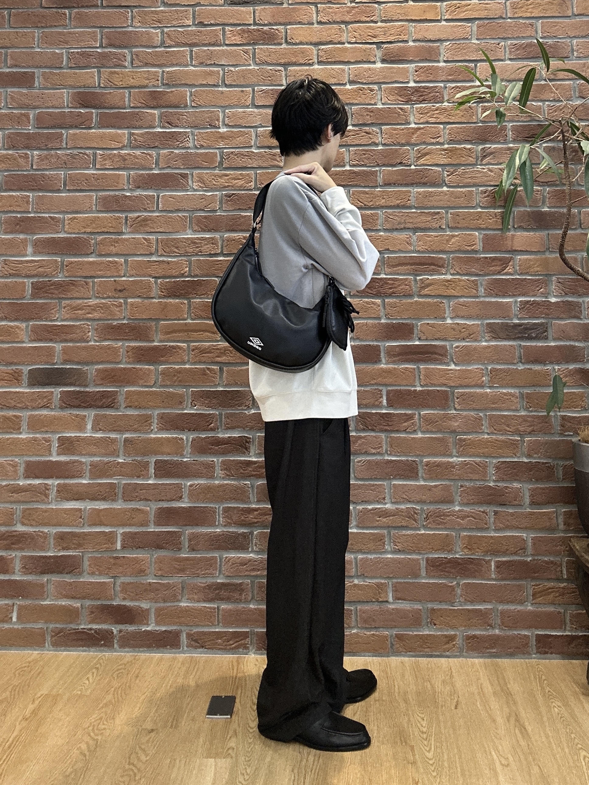 ドイさんの「tk.TAKEO KIKUCHI｜【セットアップ可／洗濯機OK】デニムライク ワイドパンツ」を使ったコーディネート