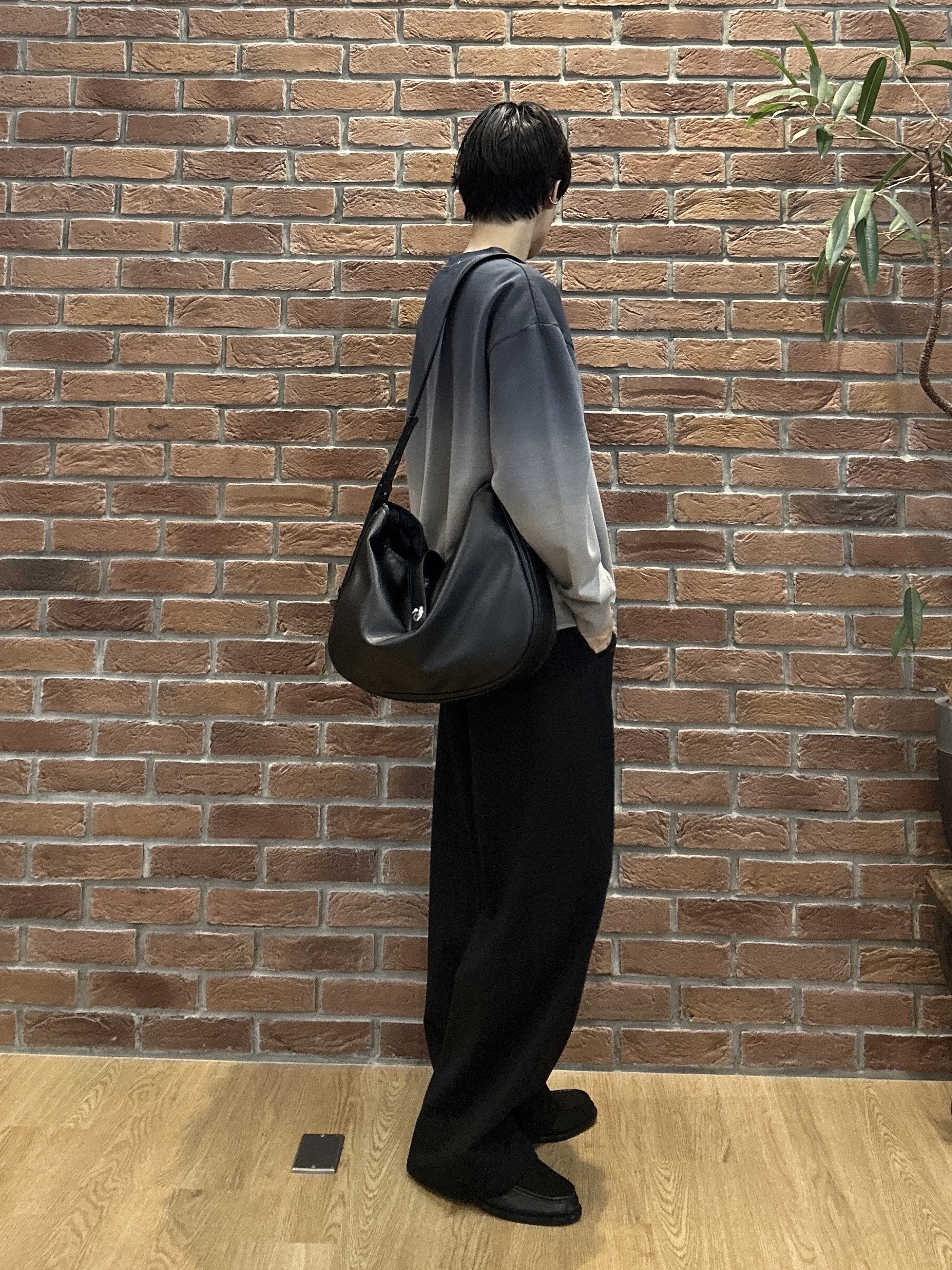 ドイさんの「tk.TAKEO KIKUCHI｜【A4サイズOK】ラウンドギャザーショルダーバッグ」を使ったコーディネート