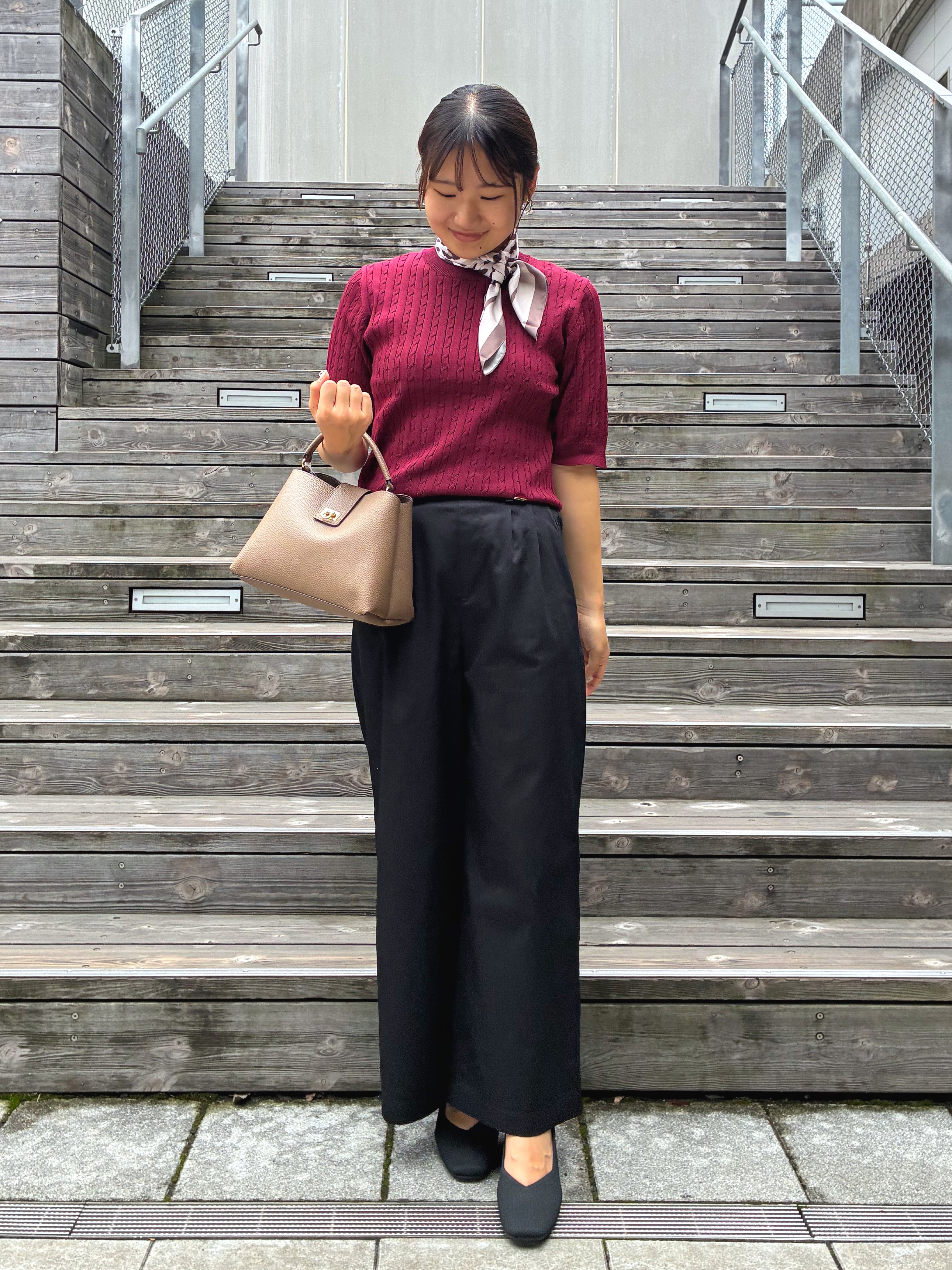 もんちゃんさんの「SHOO･LA･RUE｜【洗濯機可/S-LL】上品見え ミニケーブルニット」を使ったコーディネート