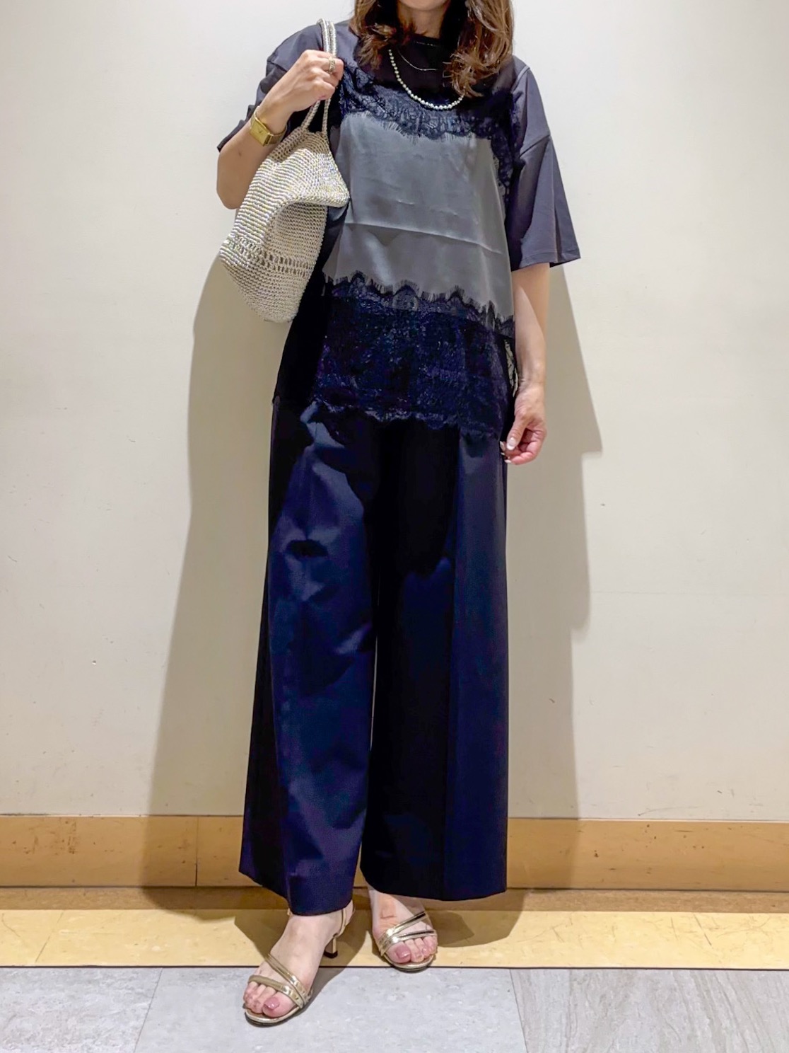 sattoさんの「UNTITLED｜【1枚でもセットでも】レースキャミ付きプルオーバー」を使ったコーディネート