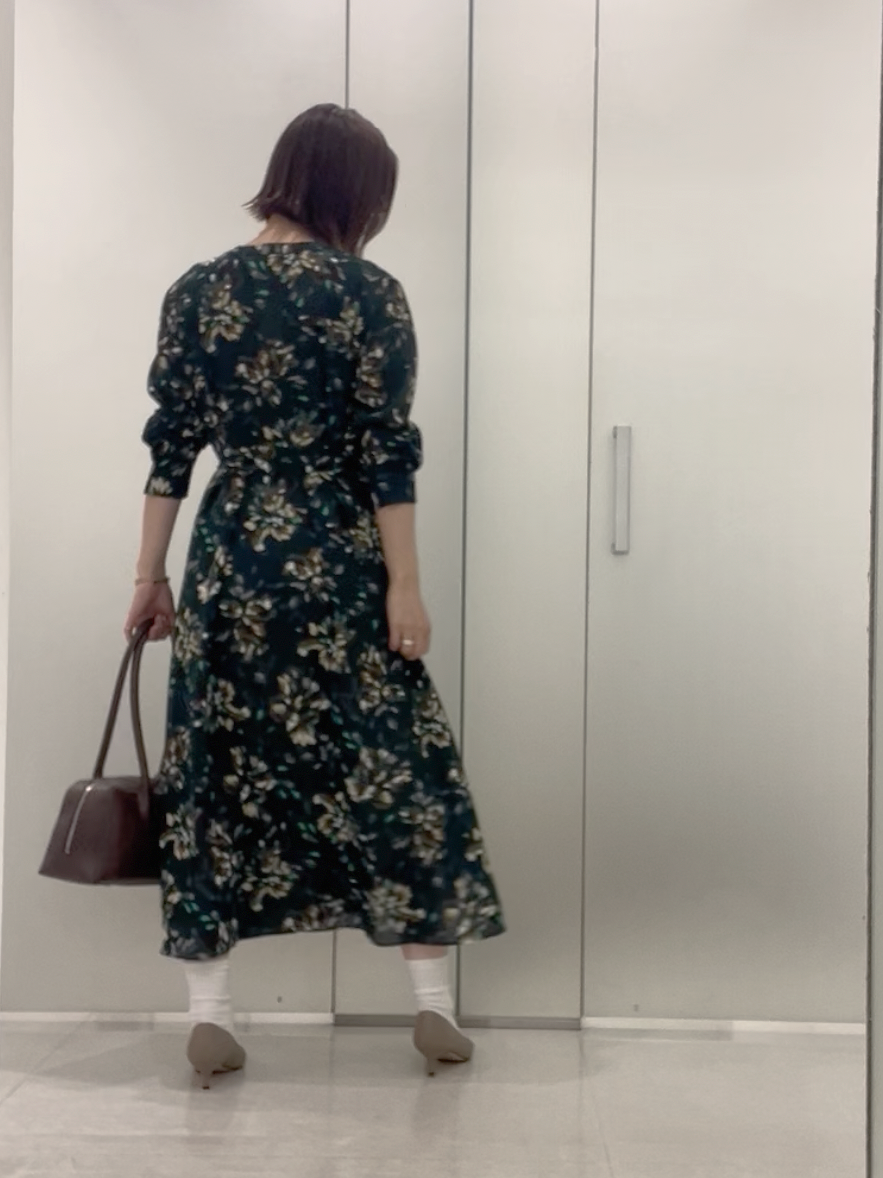 まどかさんの「UNTITLED｜フラワープリントワンピース」を使ったコーディネート