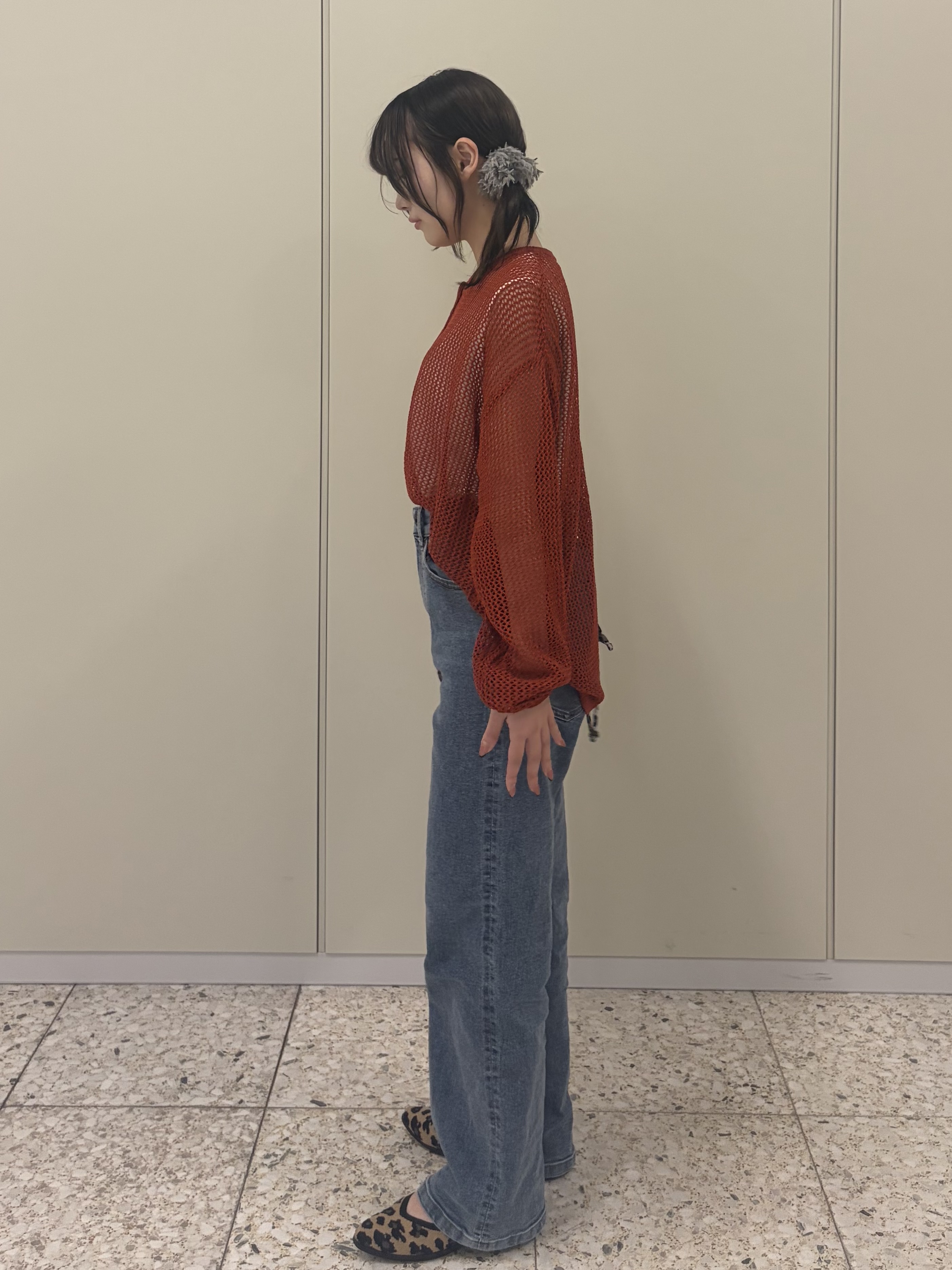 ひよりん⭐️さんの「SHOO･LA･RUE｜【2点セット/洗濯機可/S-LL】ヘンリーネックメッシュニット+タンクトップセット」を使ったコーディネート