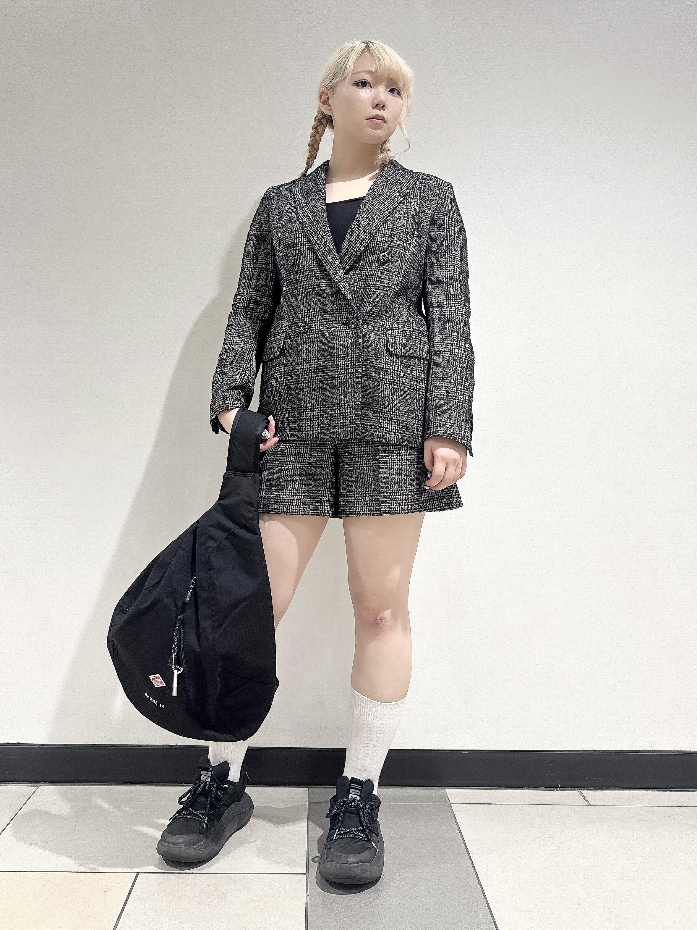 なかもとあきさんの「DRESSTERIOR｜【セットアップ可能】ループグレンチェックダブルジャケット」を使ったコーディネート