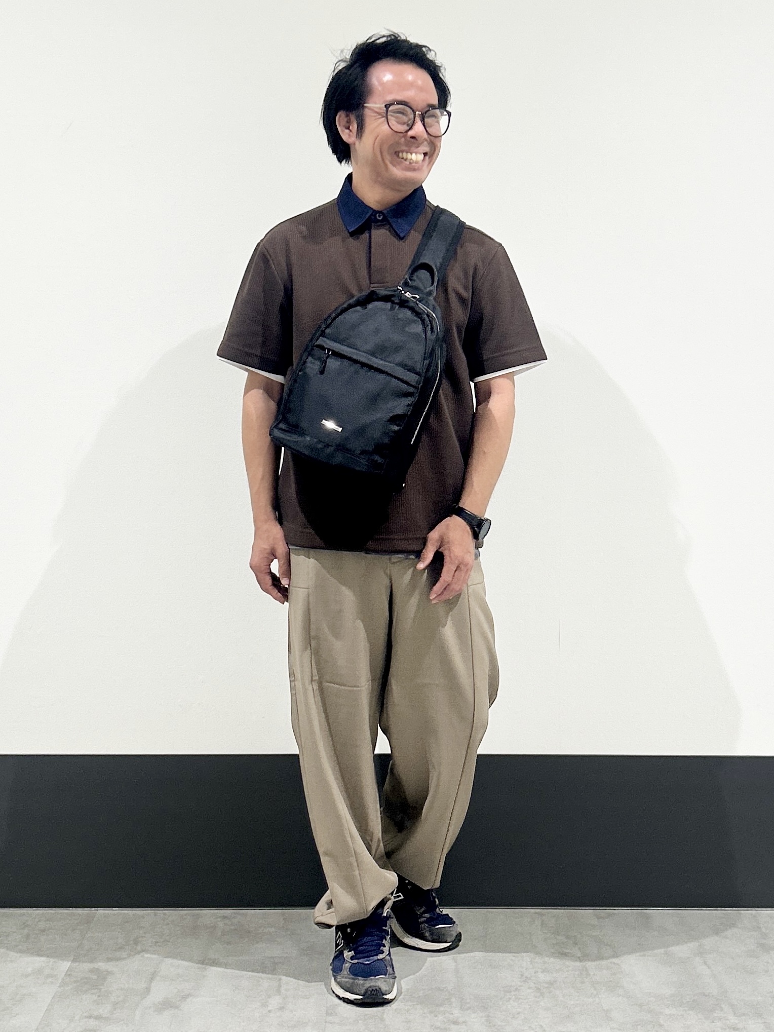 KENJI Iさんの「THE SHOP TK｜【洗濯機OK】デニム襟 半袖ポロシャツ」を使ったコーディネート
