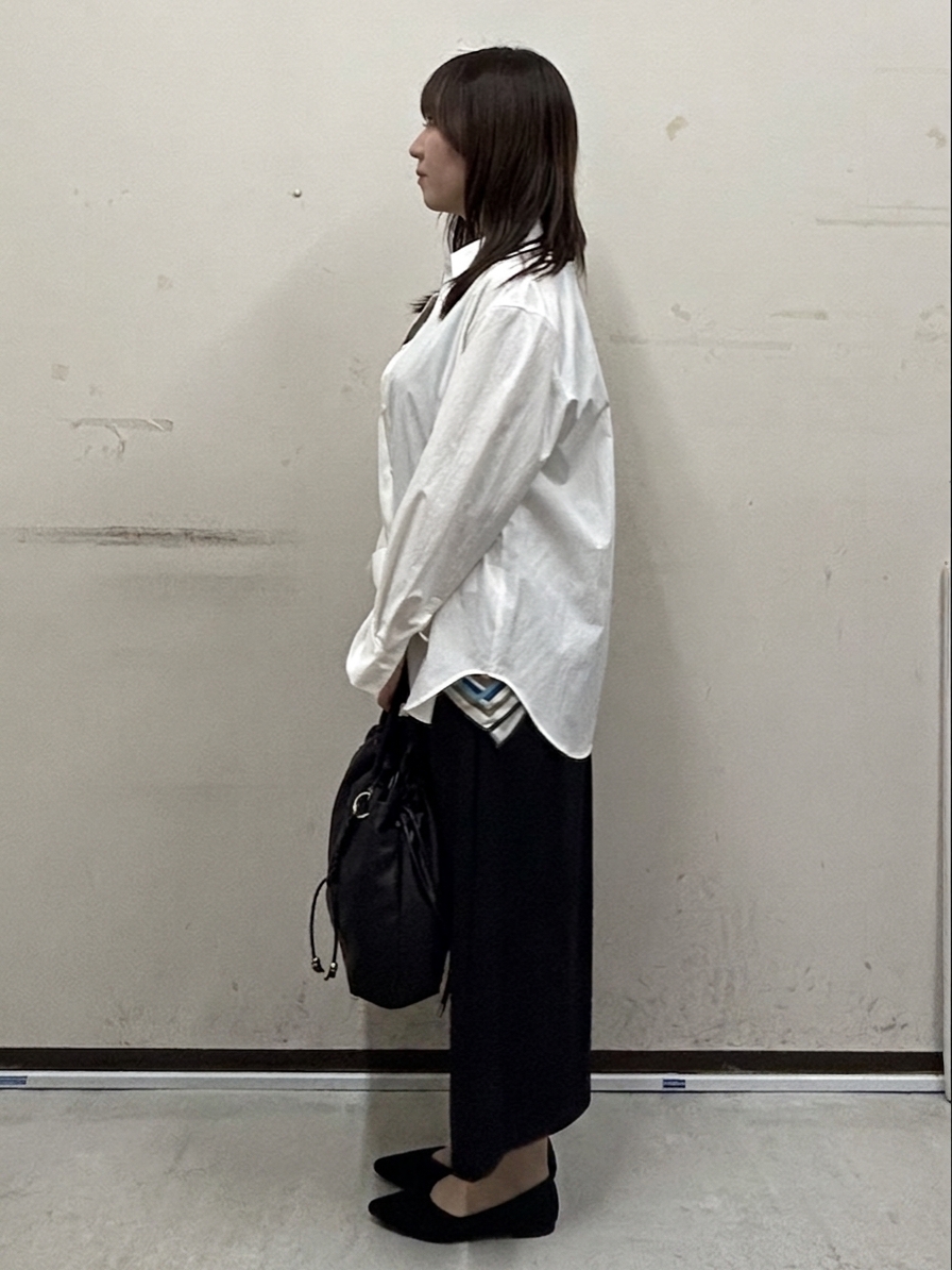 noeさんの「INDIVI｜【UV／接触冷感／高ストレッチ】フロントタックシャツ」を使ったコーディネート