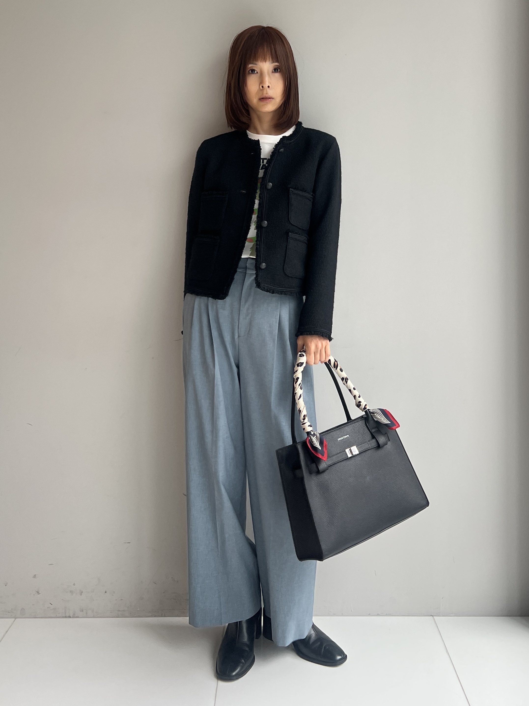 misaさんの「DRESSTERIOR｜レオパードシルクスカーフ」を使ったコーディネート