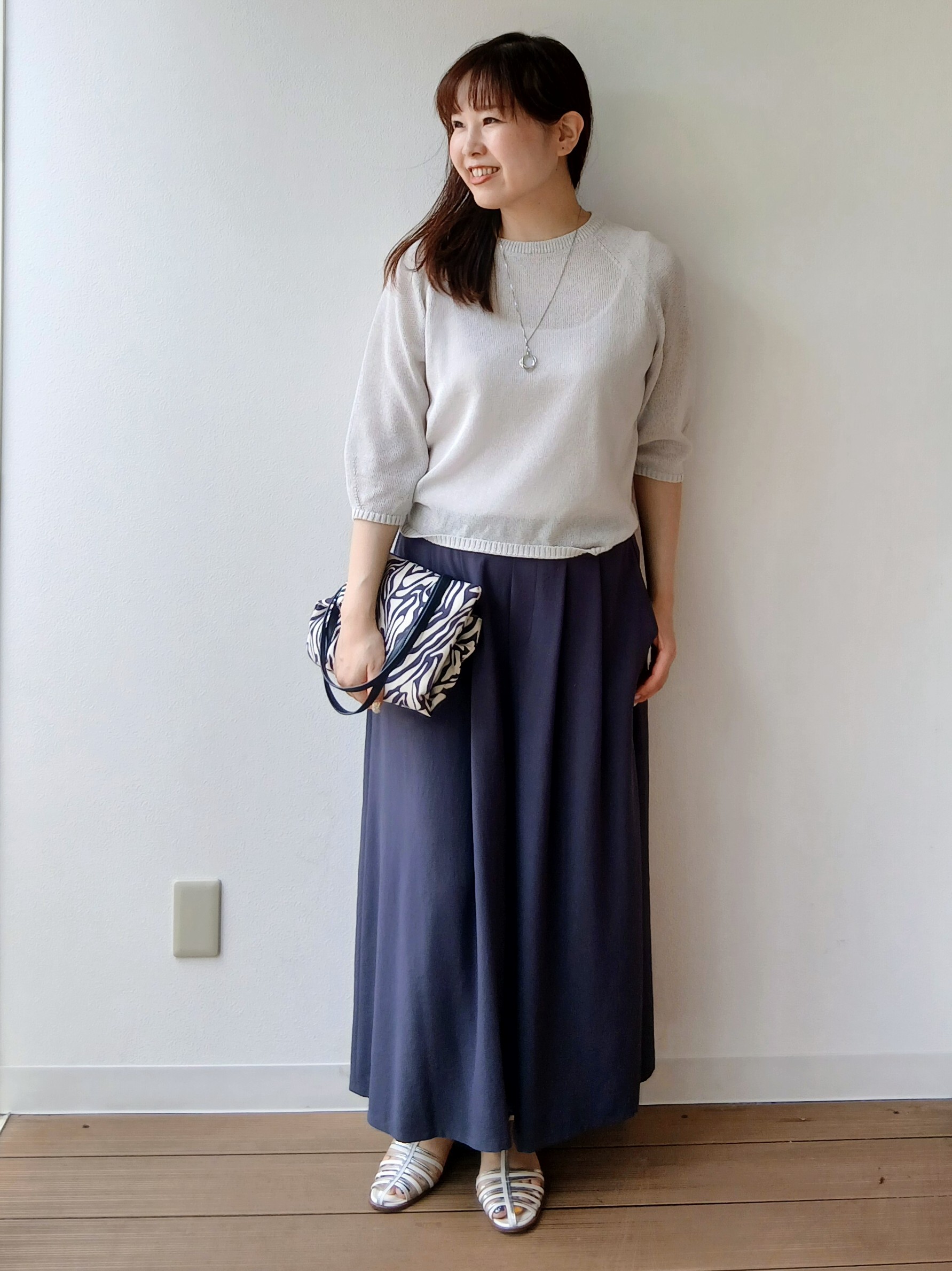 なみきさんの「UNTITLED｜【洗える/ゆったり】クルーネックドライニット」を使ったコーディネート