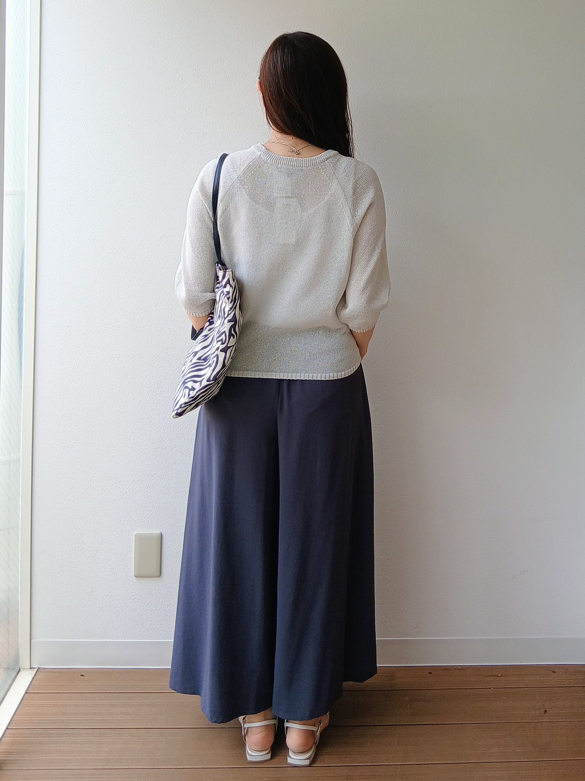 なみきさんの「UNTITLED｜【洗える/ゆったり】クルーネックドライニット」を使ったコーディネート