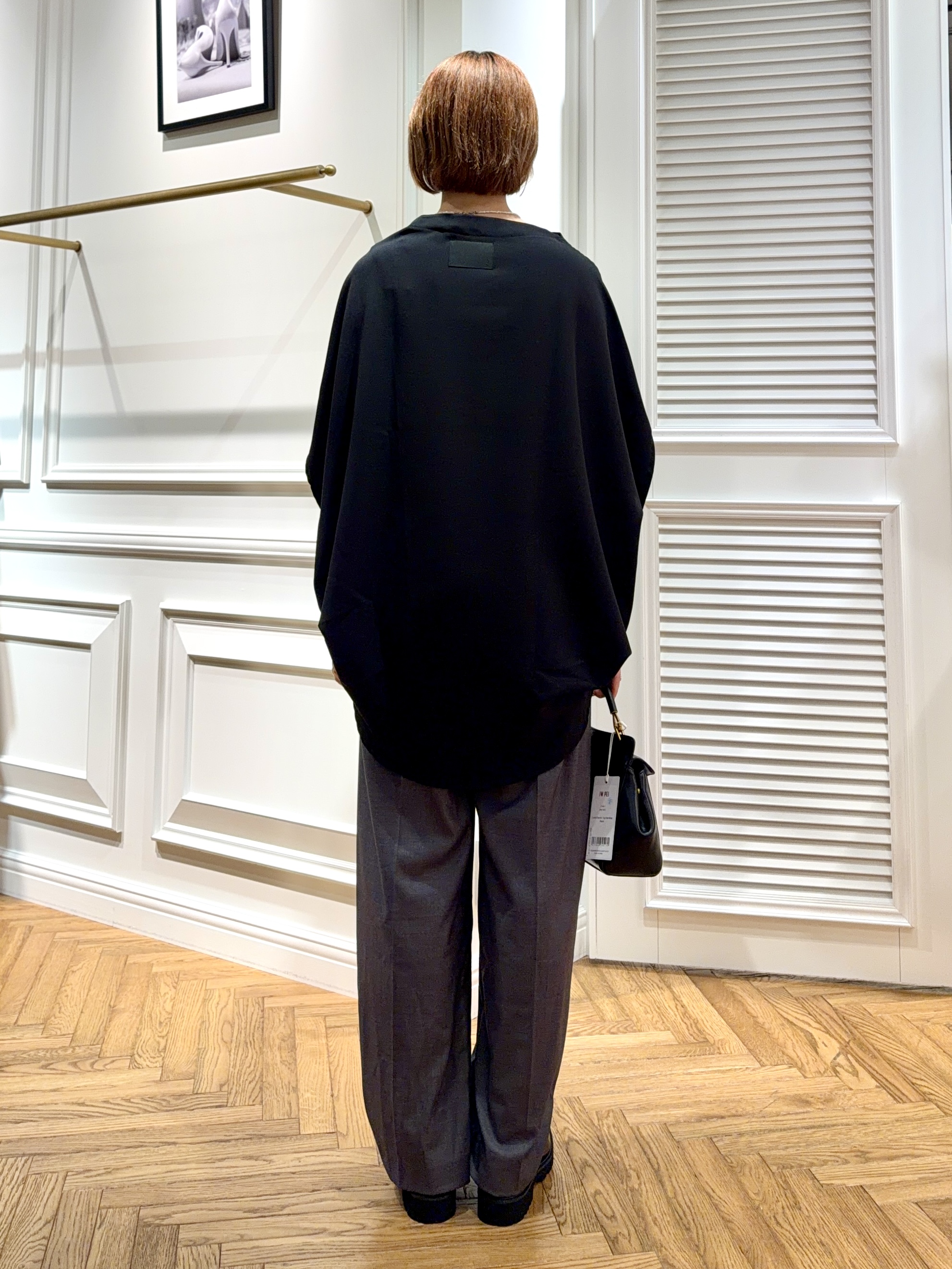 renaさんの「DRESSTERIOR｜ソフトカーブ2タックパンツ」を使ったコーディネート