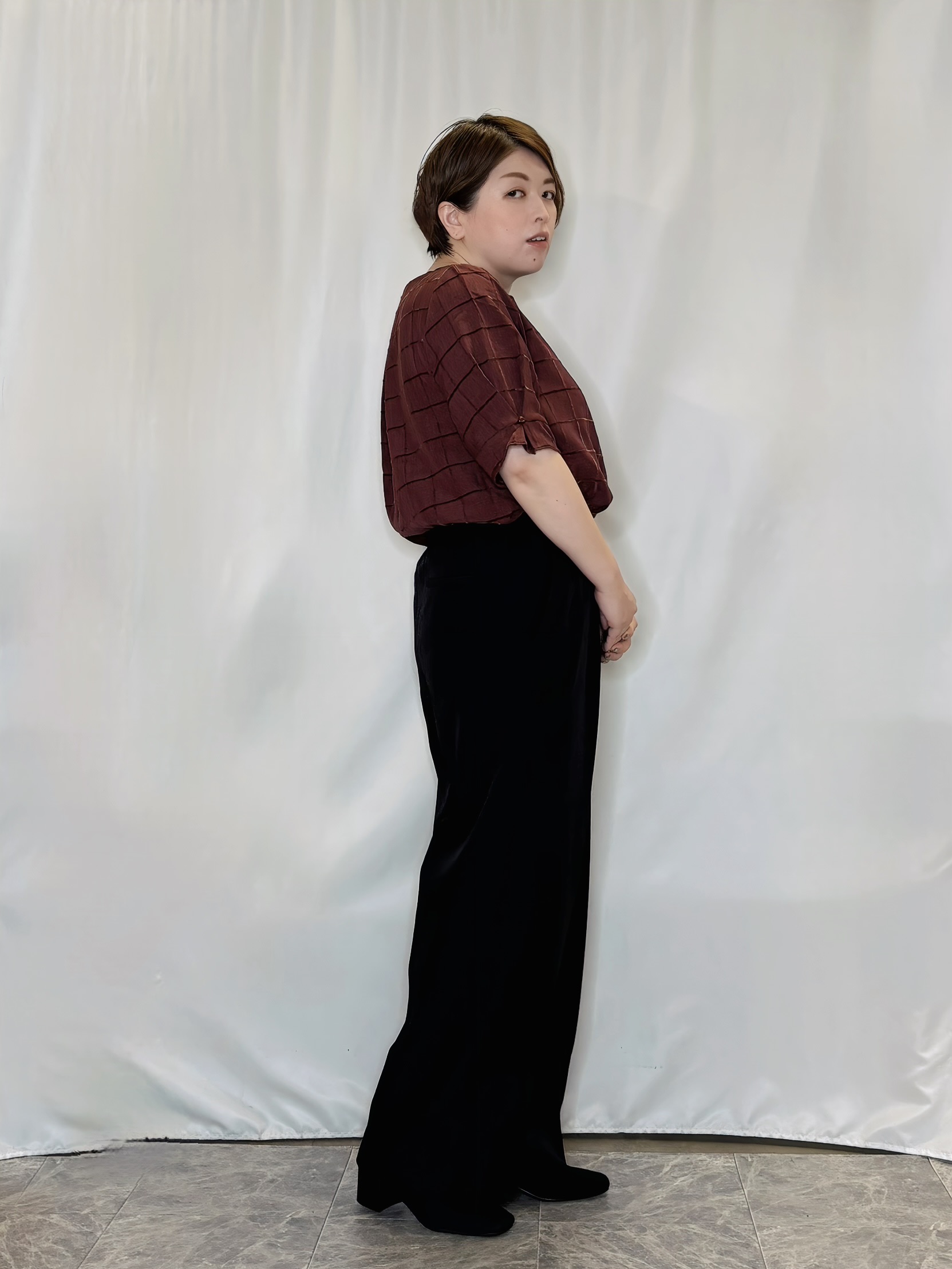 たみさんの「SHOO･LA･RUE｜【セットアップ可/S-LL】夏でも感じられる秋気分 モールチェックタックスリーブ ブラウス」を使ったコーディネート