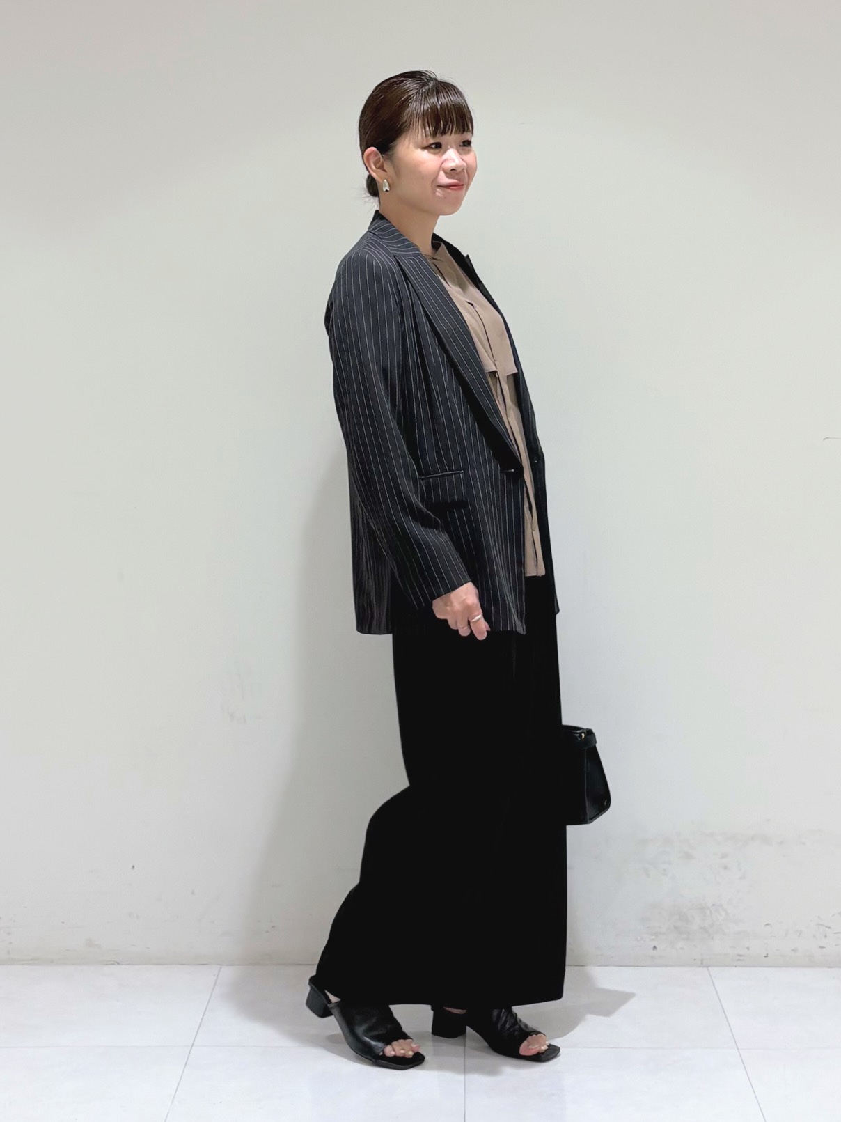 tsuyuさんの「INDIVI｜【収納力◎／トレンド】スクエアトートバッグ」を使ったコーディネート