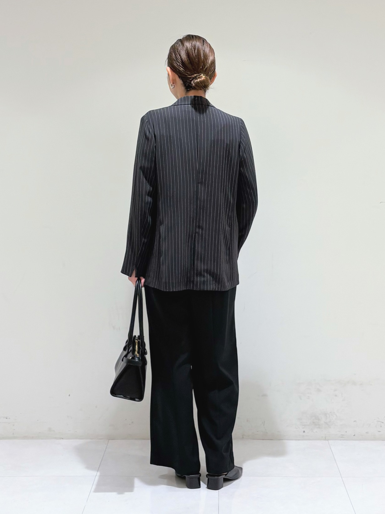 tsuyuさんの「INDIVI｜【収納力◎／トレンド】スクエアトートバッグ」を使ったコーディネート