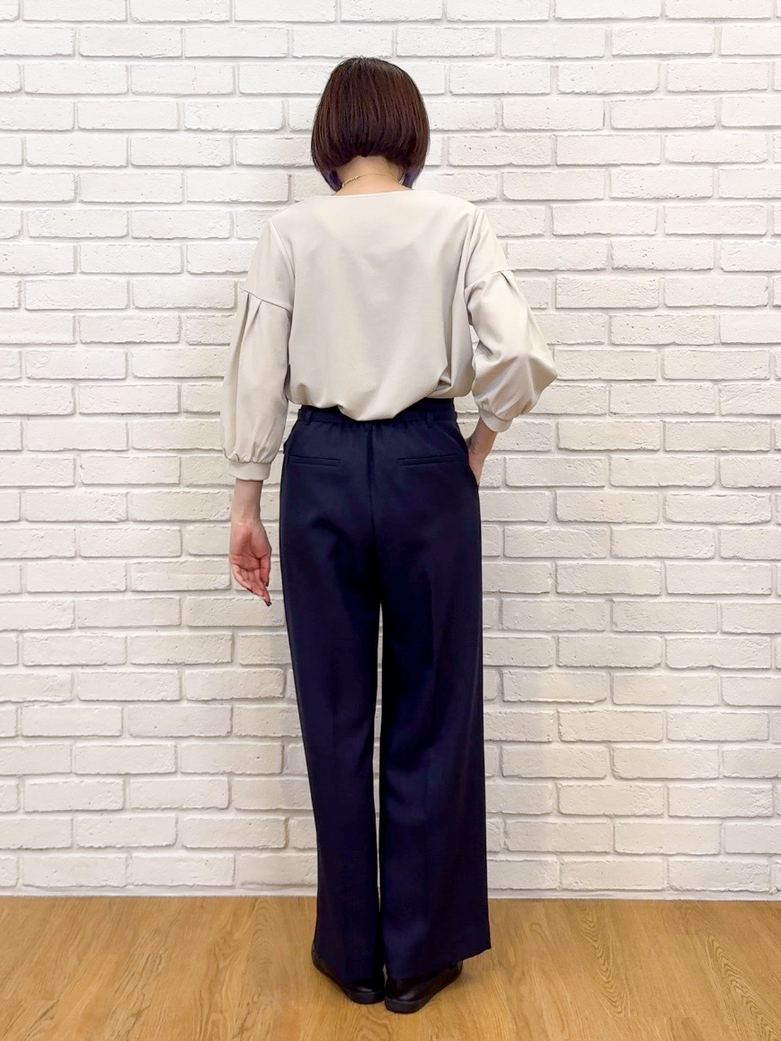 𝐜𝐡𝐢𝐤𝐚さんの「SHOO･LA･RUE｜【着丈選べる/2点セット】ネックレス付き やわらか8分袖ブラウス」を使ったコーディネート