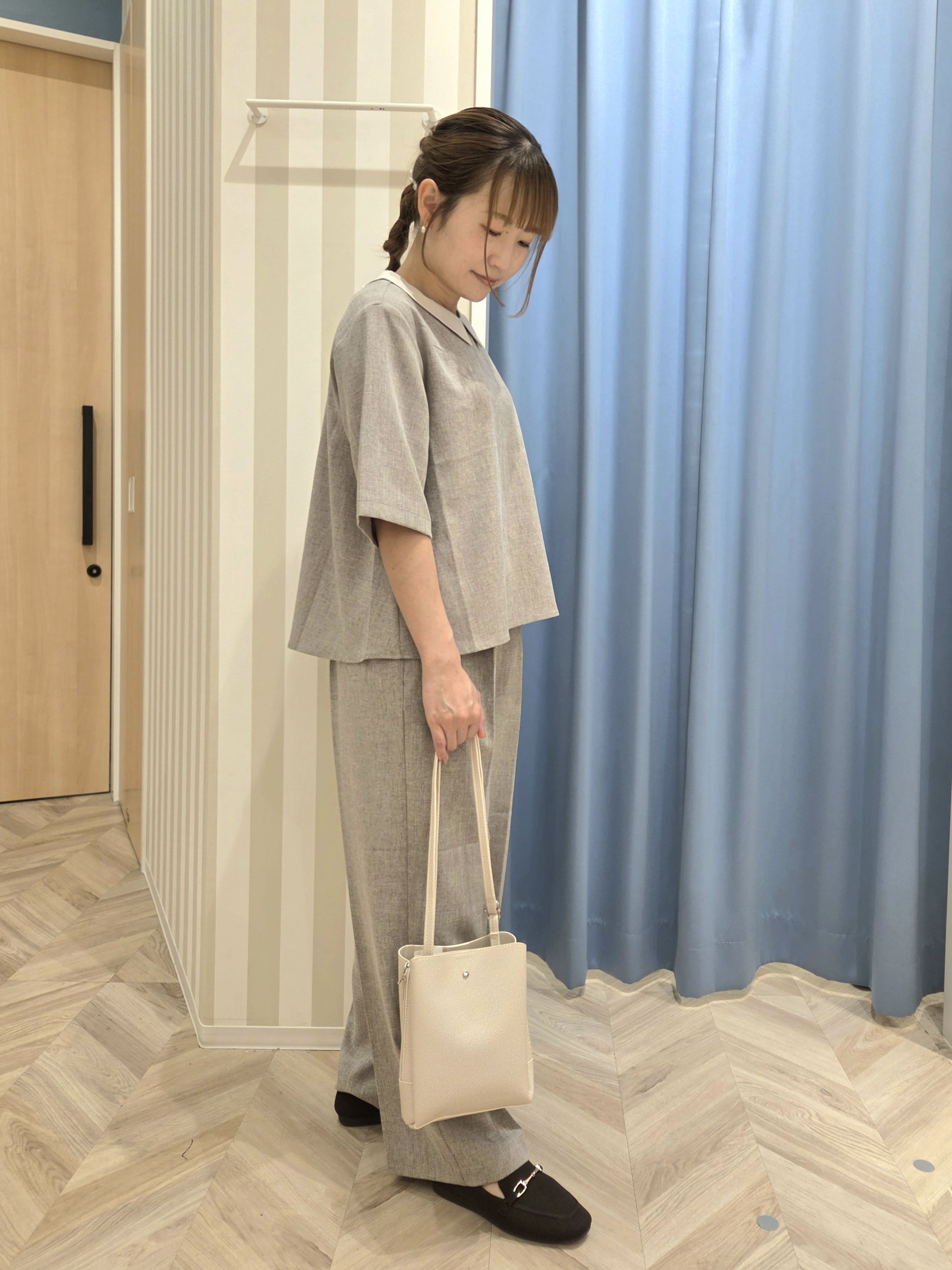 Ikumiさんの「SHOO･LA･RUE｜【通気性〇/イージーケア/セットアップ可】サマーツイード調 襟付き半袖ブラウス」を使ったコーディネート