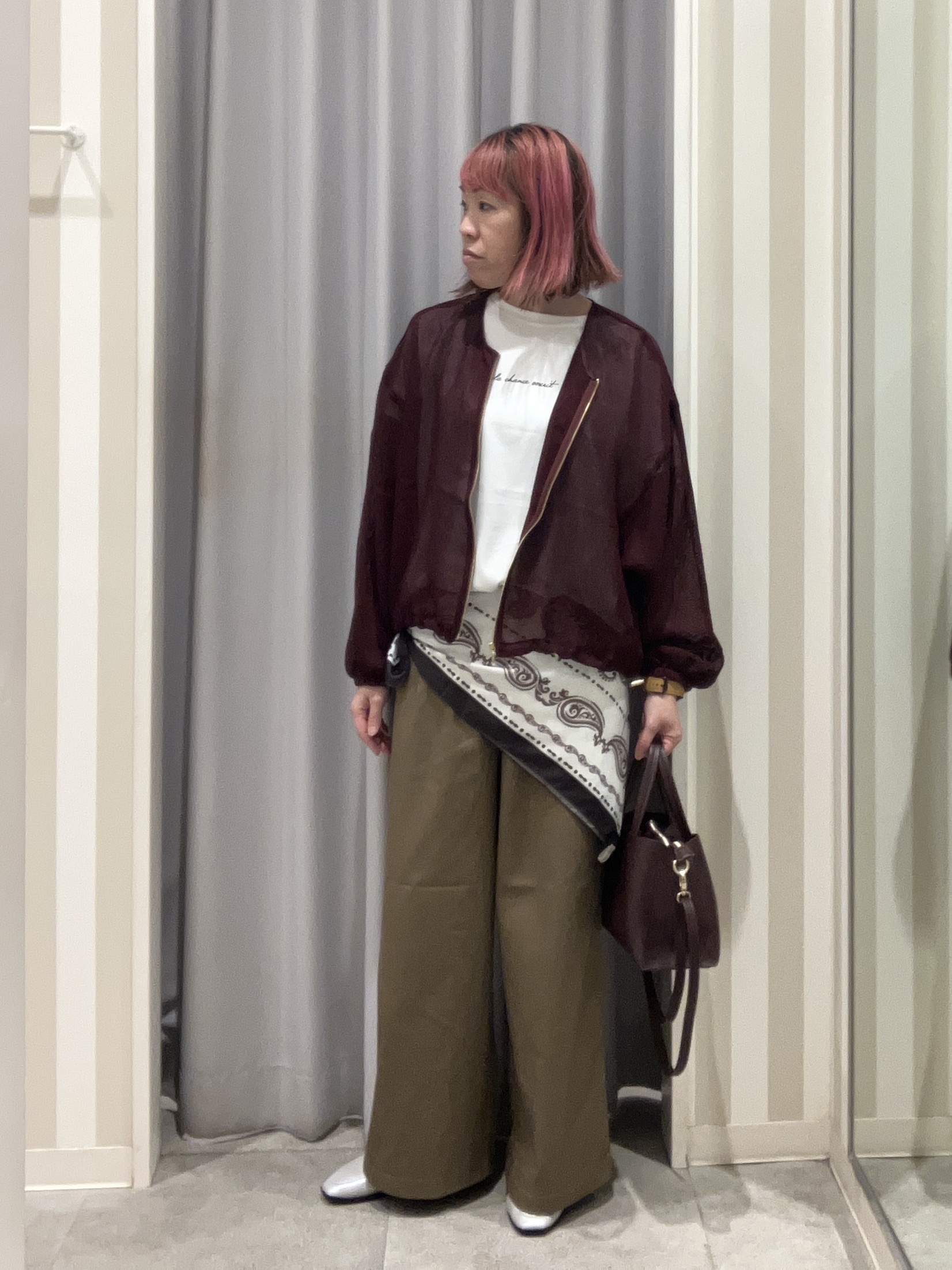 まーさんの「SHOO･LA･RUE｜【通気性〇/セットアップ可/洗濯機可】メッシュドルマン ジップブルゾン」を使ったコーディネート
