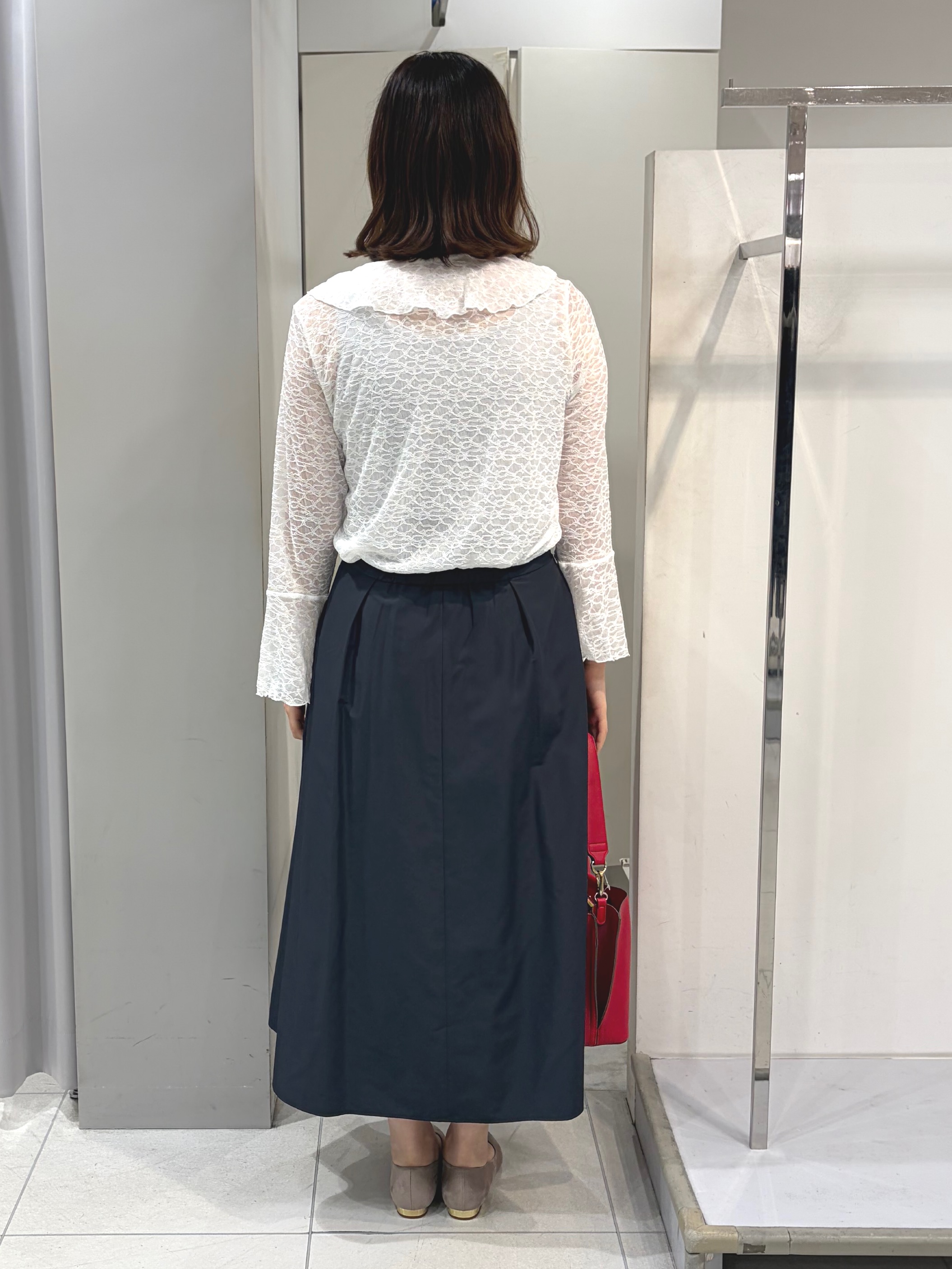 AZUSAさんの「Reflect｜【洗える】フリルレースブラウス」を使ったコーディネート