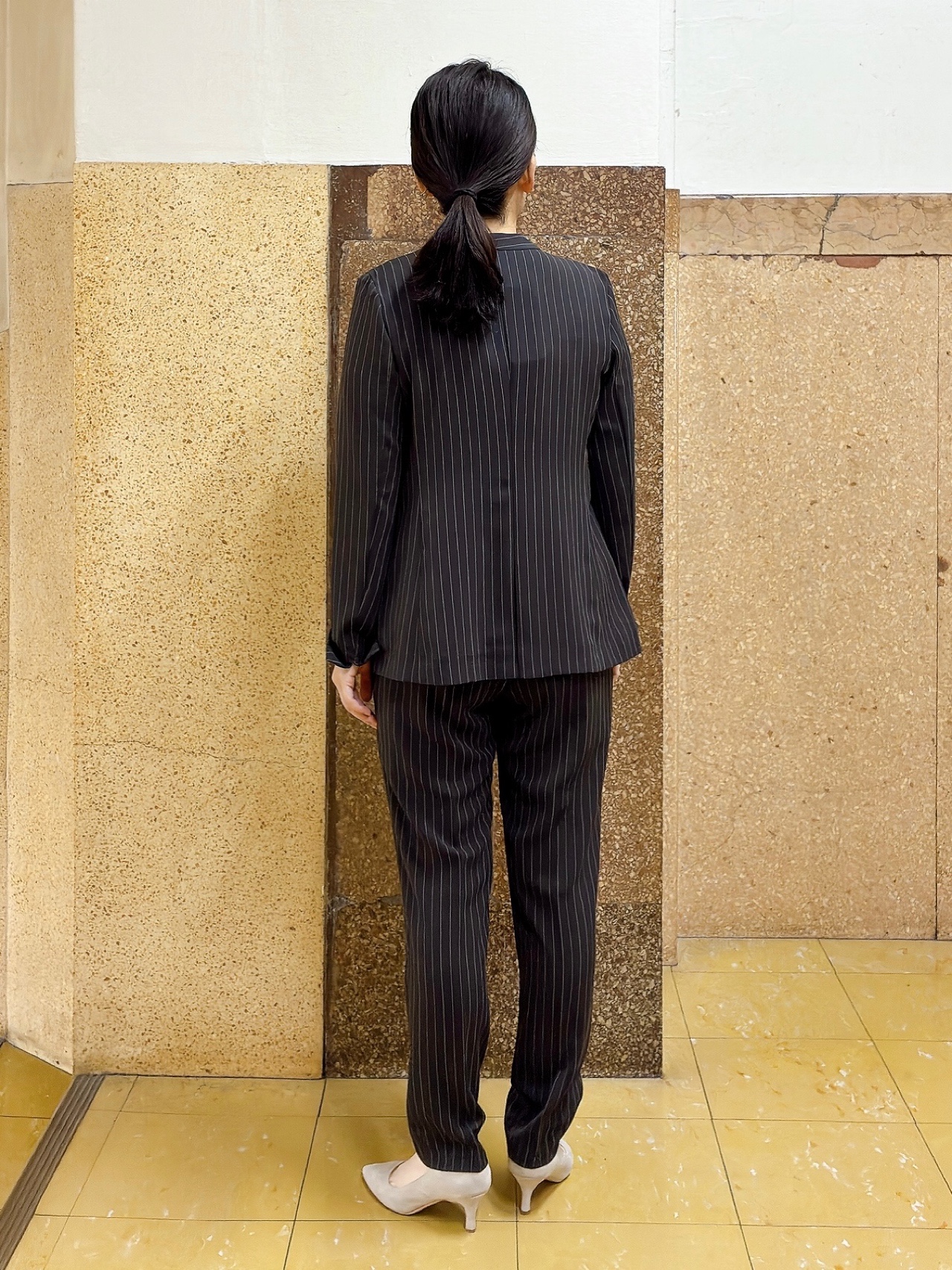 hattoriさんの「INDIVI｜【接触冷感/UVケア/着る日傘】カラーレスジャケット」を使ったコーディネート