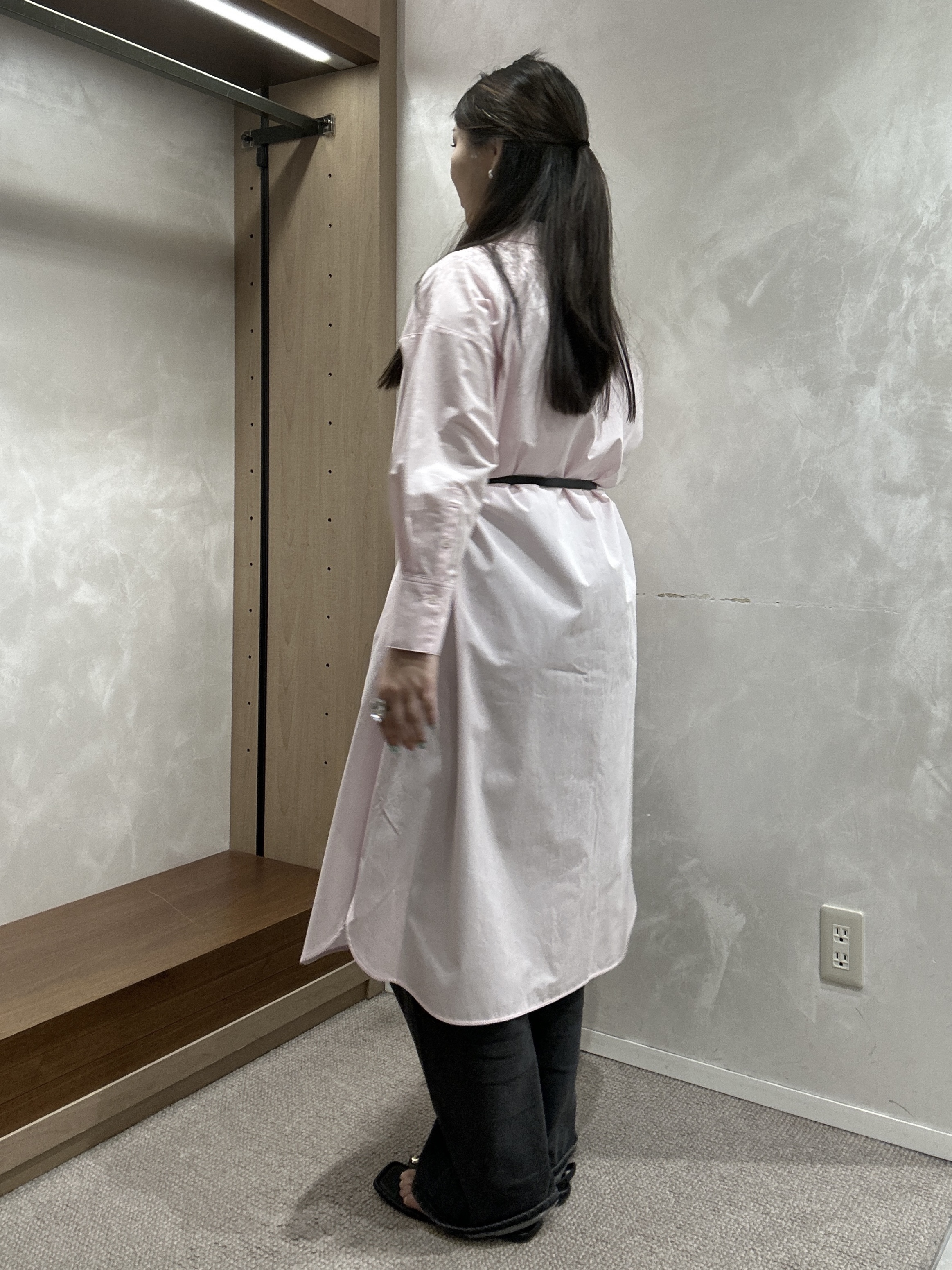 YURIさんの「UNTITLED｜スパンコールフラットトート」を使ったコーディネート