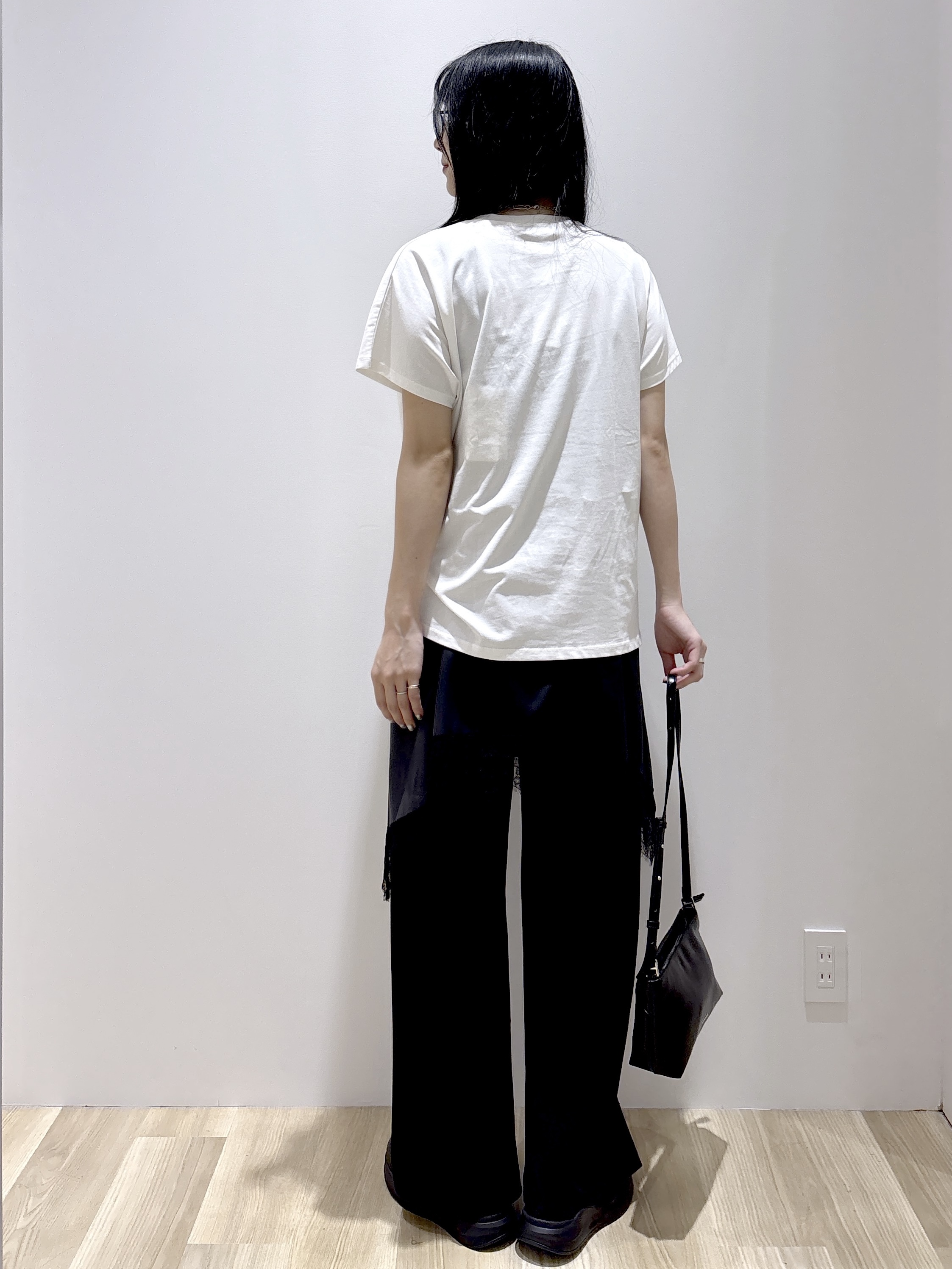 sachikoさんの「OPAQUE.CLIP｜フォトプリントTシャツ【洗濯機OK】」を使ったコーディネート