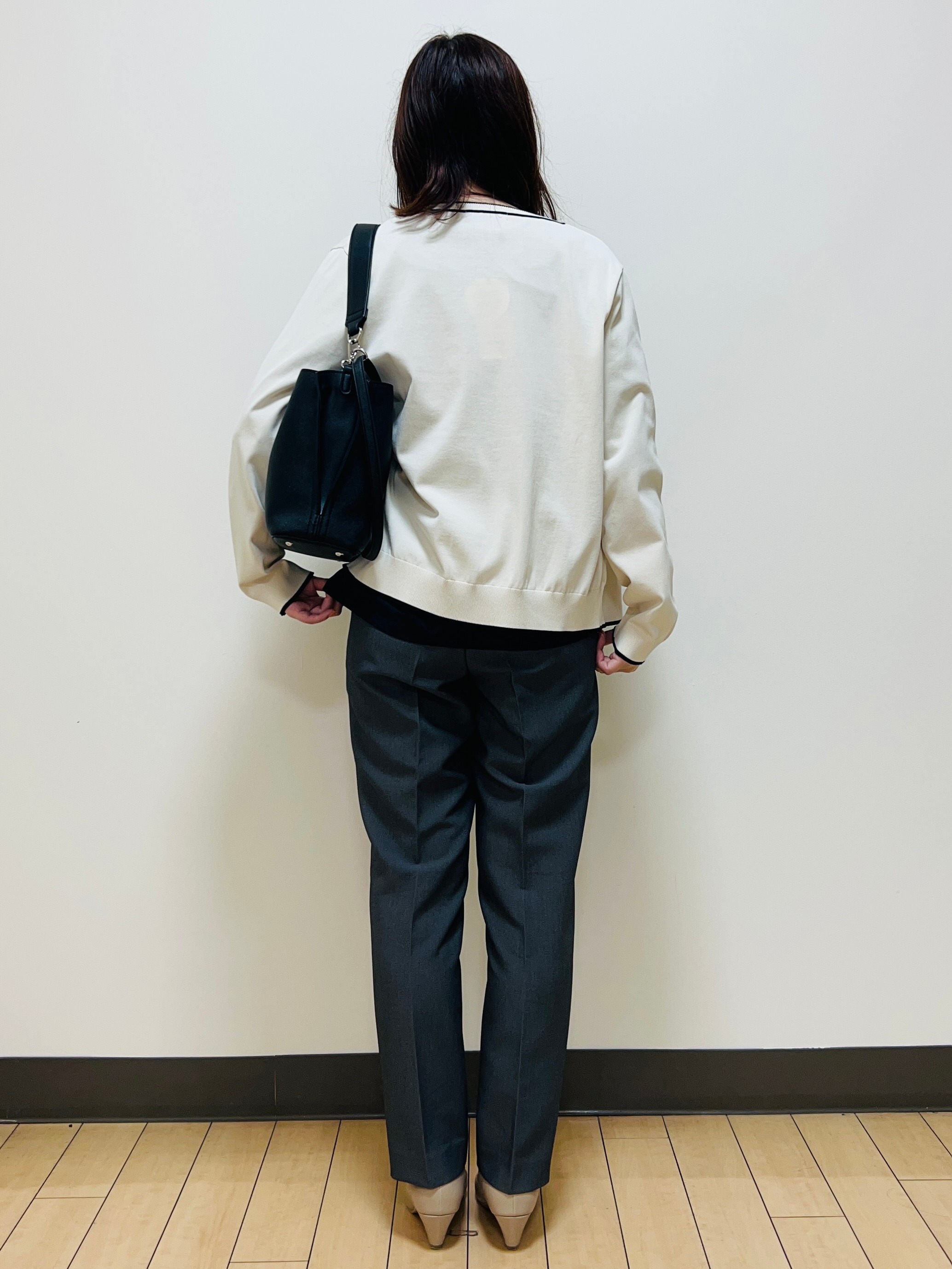 miiiさんの「Reflect｜【UVカット／アンサンブル／手洗い可】バイカラーニットカーディガン」を使ったコーディネート