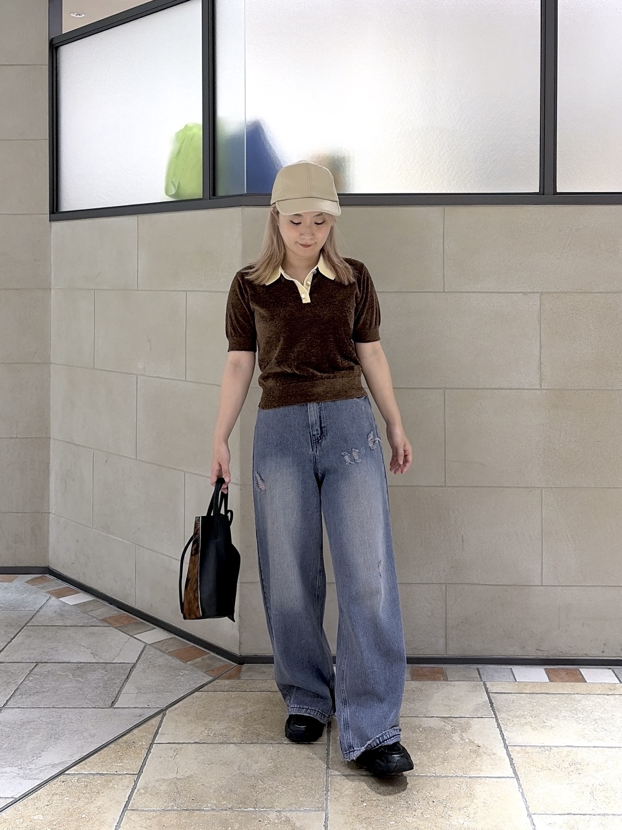 よねさんの「INDIVI｜バイカラーモールポロニット」を使ったコーディネート