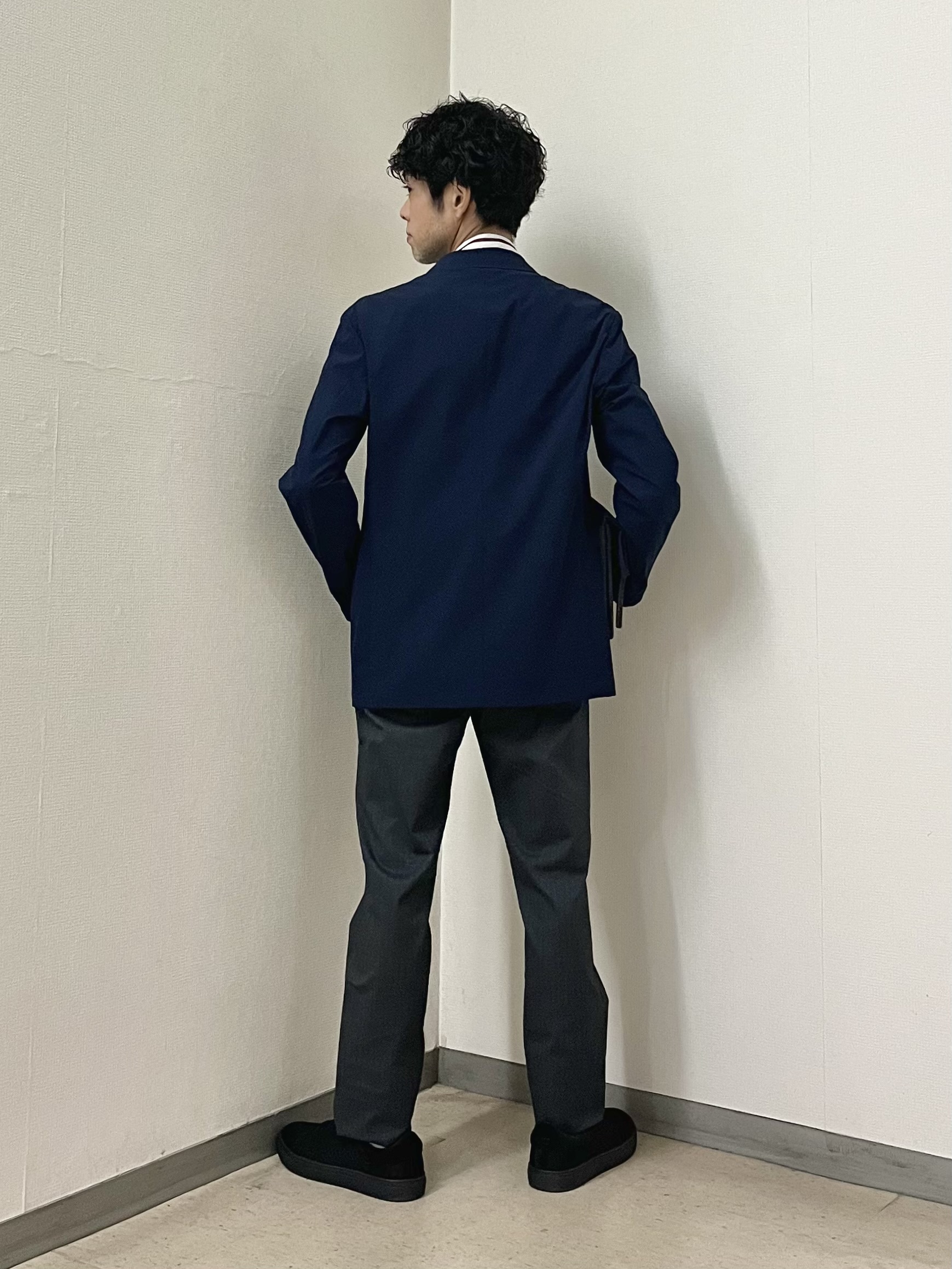 URAさんの「TAKEO KIKUCHI｜3Dナイロンストレッチ ジャケット」を使ったコーディネート