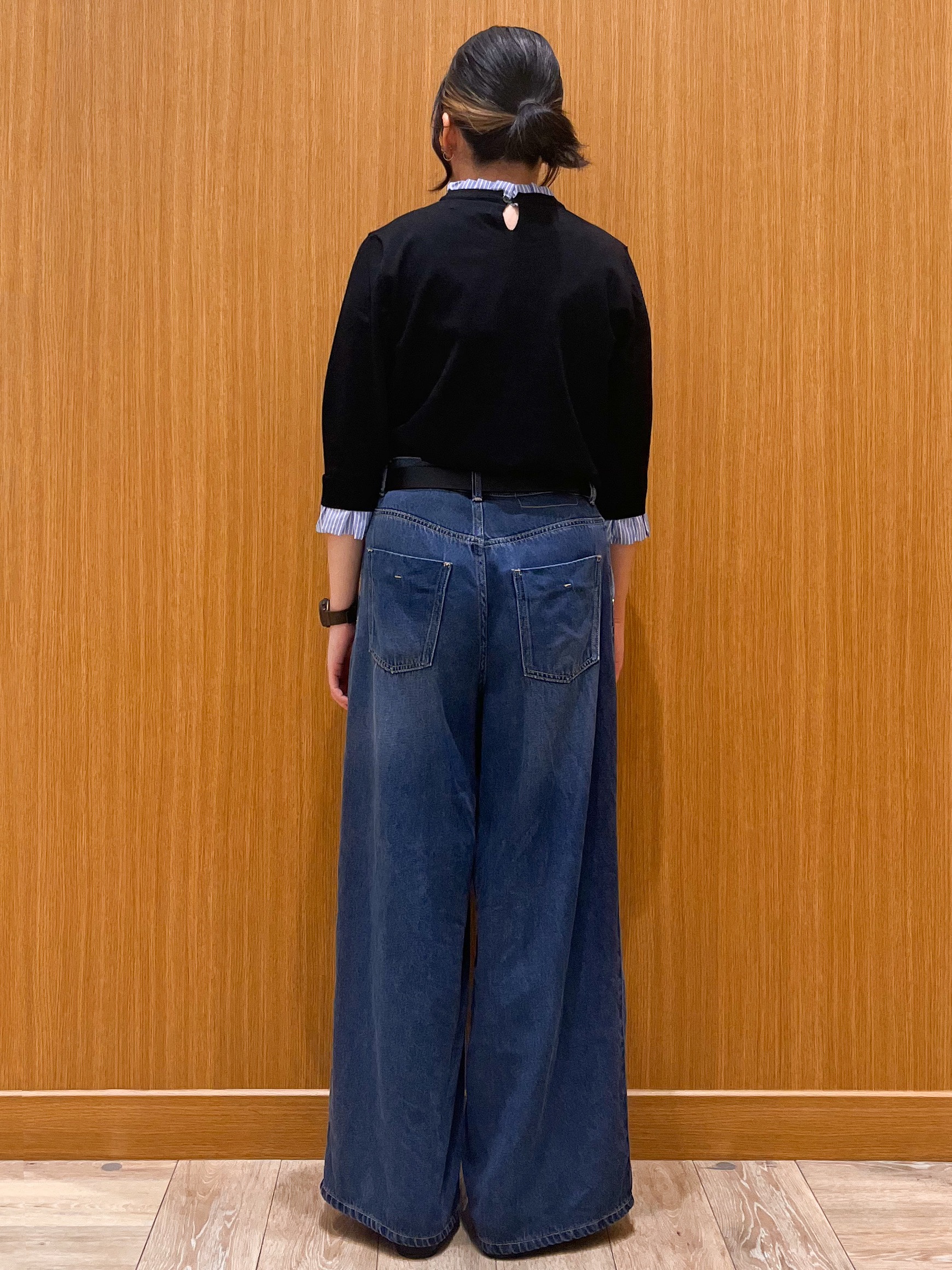 aさんの「OPAQUE.CLIP｜【UVケア／遮熱性】フリルドッキングニット《洗濯機OK》」を使ったコーディネート