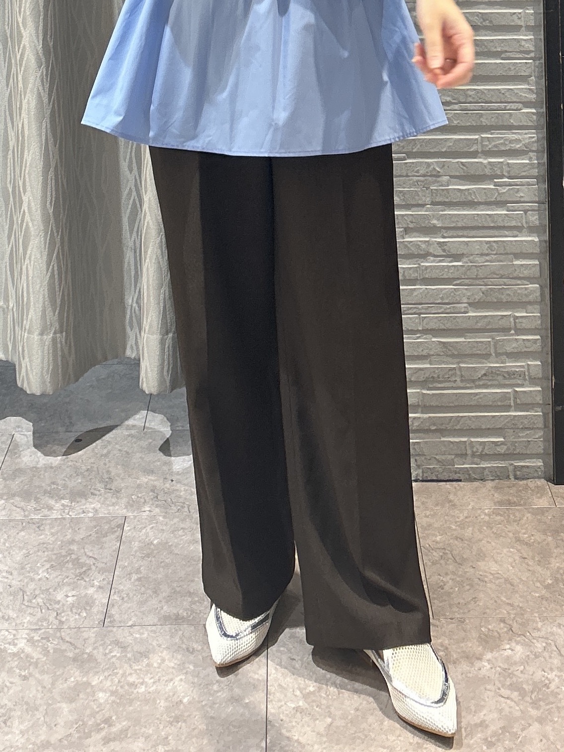 ga_riさんの「THE SHOP TK｜【静電気防止】セミワイドパンツ」を使ったコーディネート