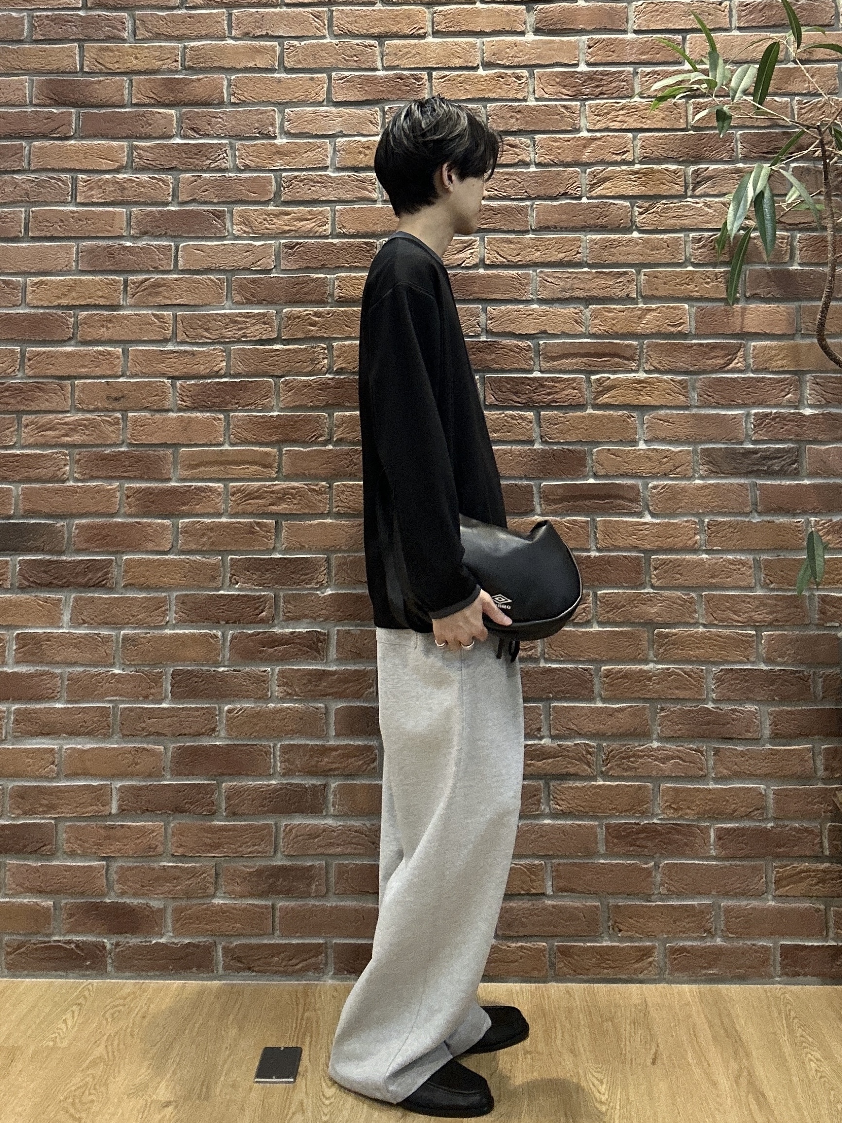 ドイさんの「tk.TAKEO KIKUCHI｜【UMBRO】FLショルダーバッグ／チャーム付き」を使ったコーディネート