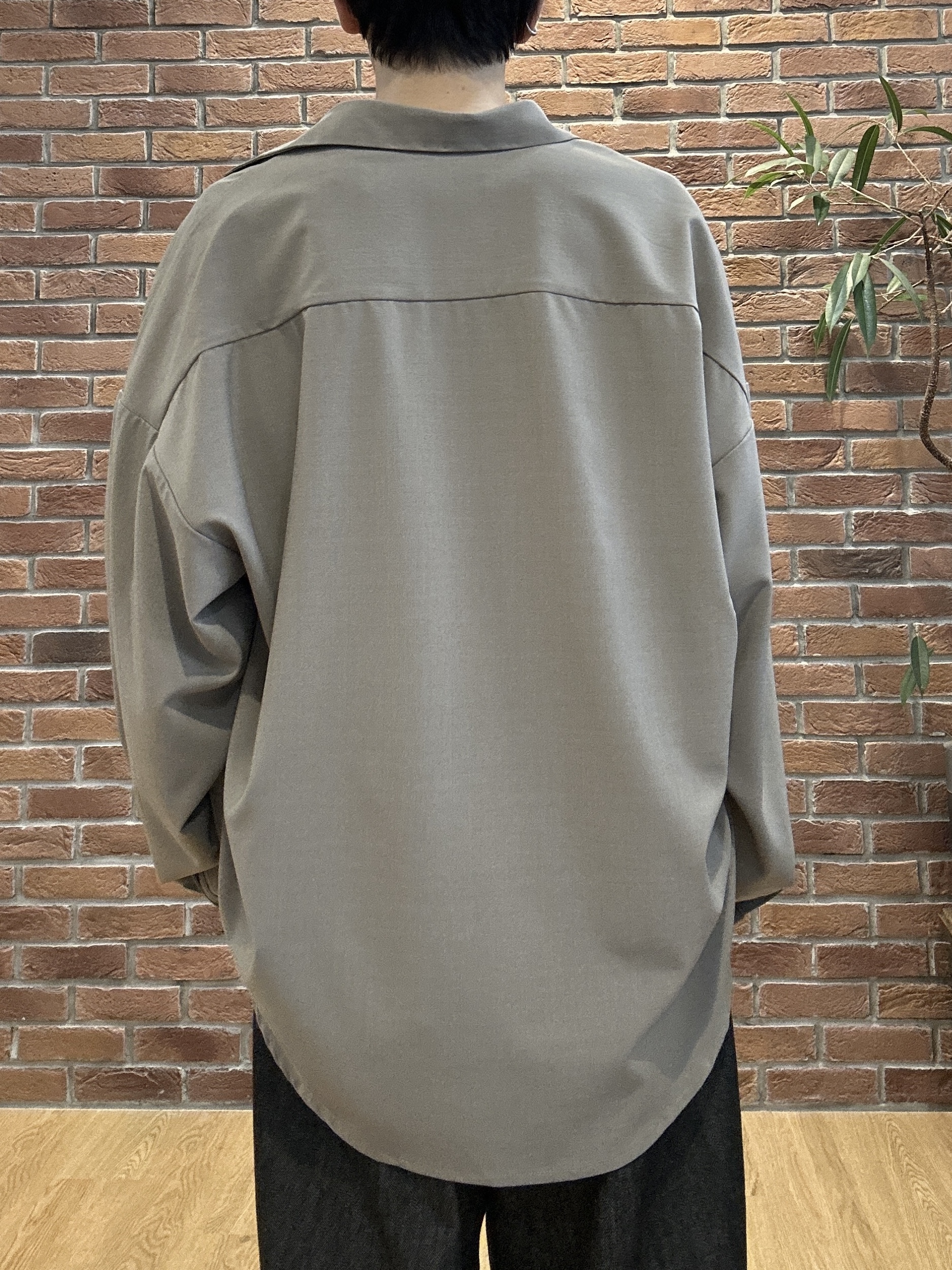 ドイさんの「tk.TAKEO KIKUCHI｜【色褪せしにくいデニム】Comfy Fadeless Denim Seriesバレルデニム」を使ったコーディネート