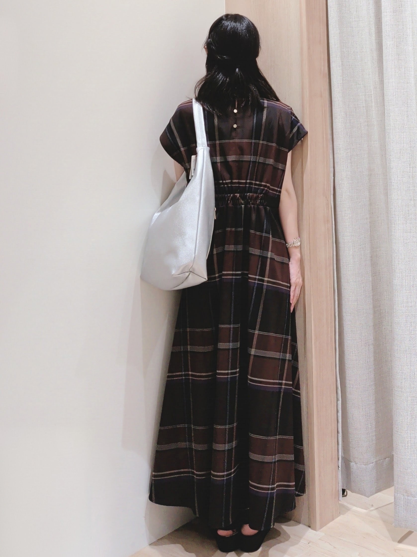 Yuiさんの「grove｜【低身長さんも選べる着丈】マドラスチェックワンピース」を使ったコーディネート