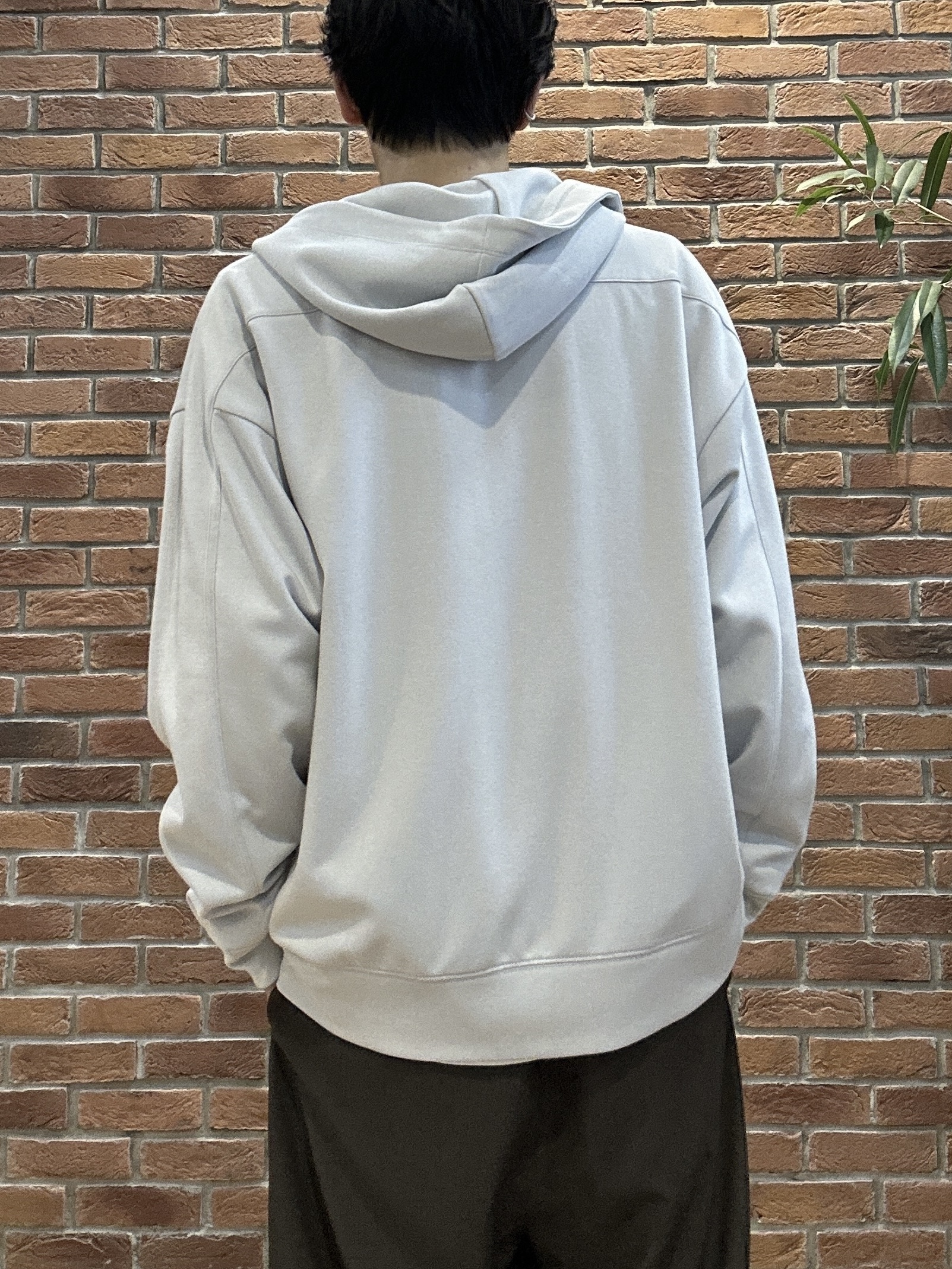 ドイさんの「tk.TAKEO KIKUCHI｜【接触冷感／吸水速乾】クールドライコットンTシャツ」を使ったコーディネート