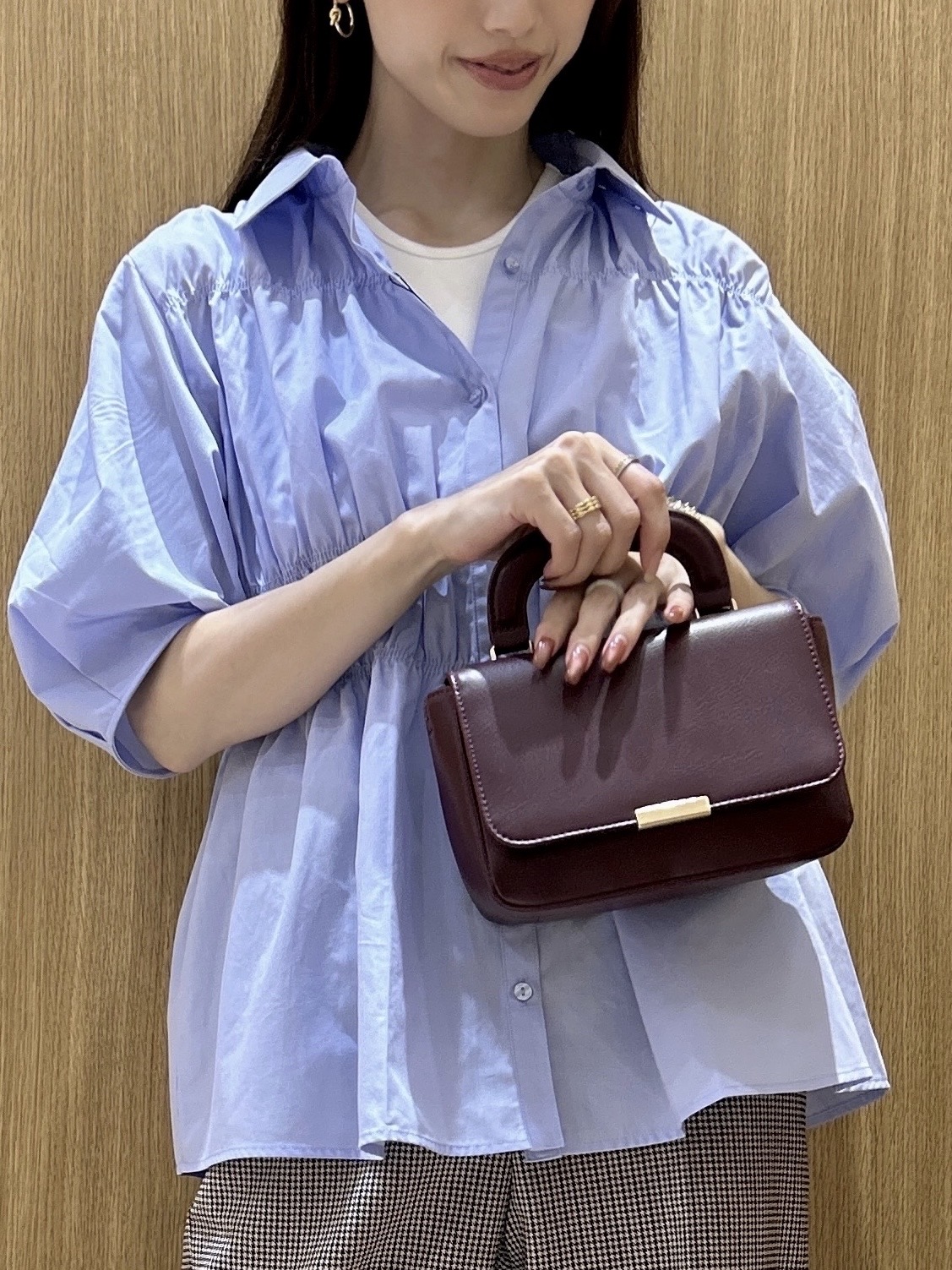 maiさんの「OPAQUE.CLIP｜シャーリングブラウス【洗濯機OK】」を使ったコーディネート