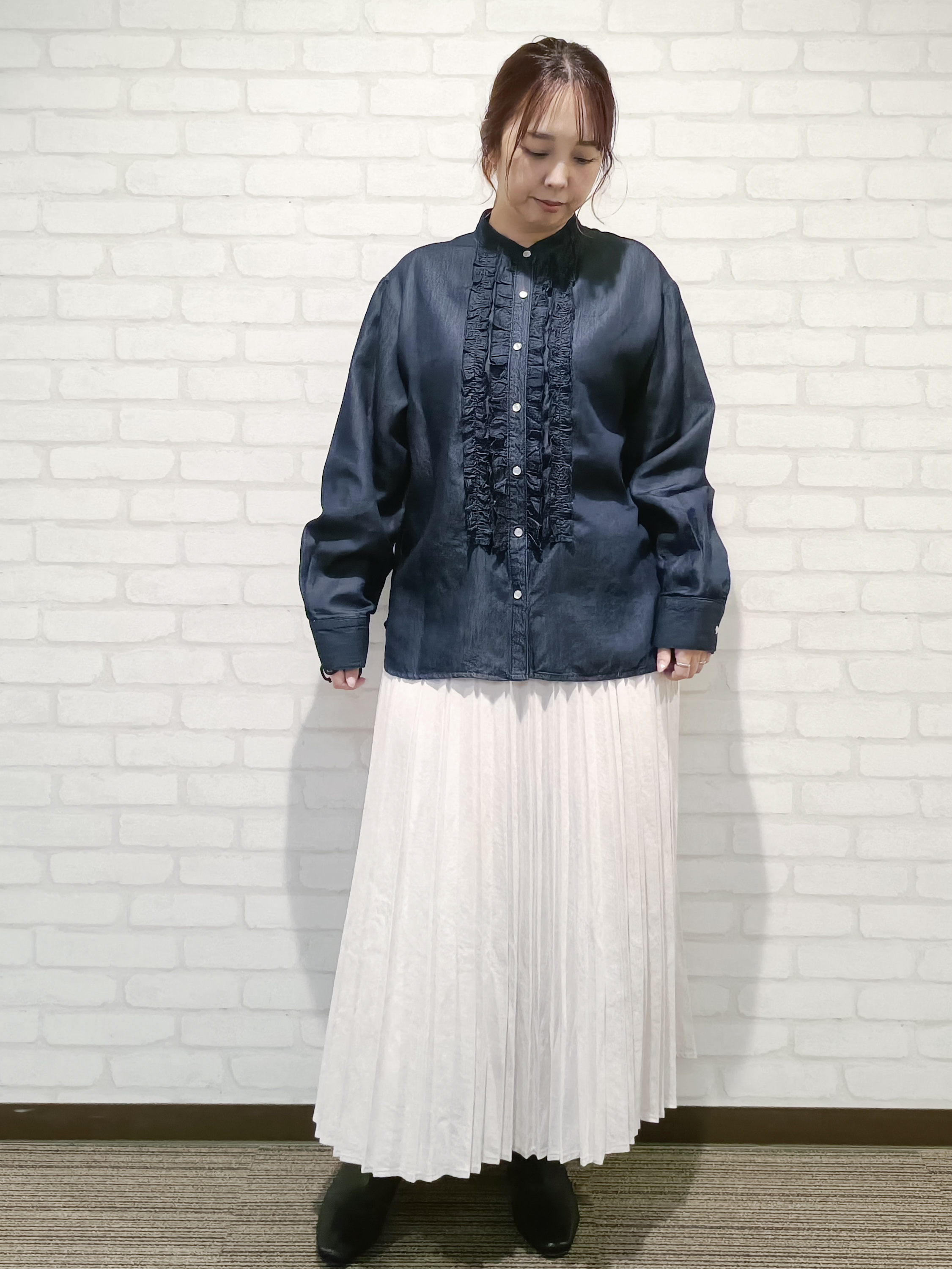 kaoriさんの「OPAQUE.CLIP｜デニムフリルブラウス【洗濯機OK】」を使ったコーディネート