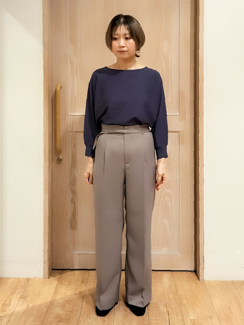 YUKIさんの「SHOO･LA･RUE｜【洗濯機可】軽やかでさらっとしたタッチ すっきり見えドルマンニット」を使ったコーディネート