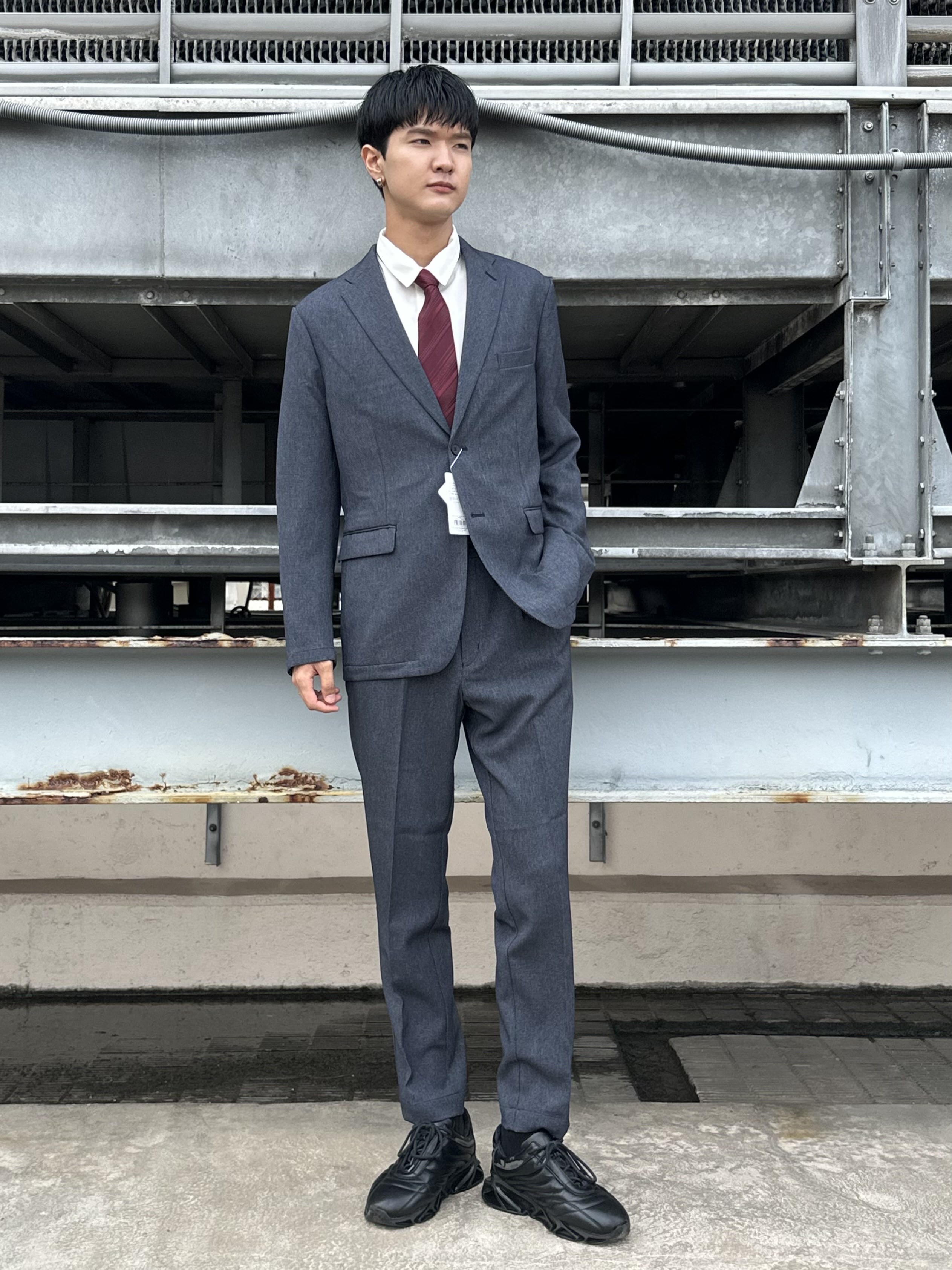 KOHEIさんの「tk.TAKEO KIKUCHI｜【ベストセラー/日本製】シャドーストライプ シルクネクタイ」を使ったコーディネート