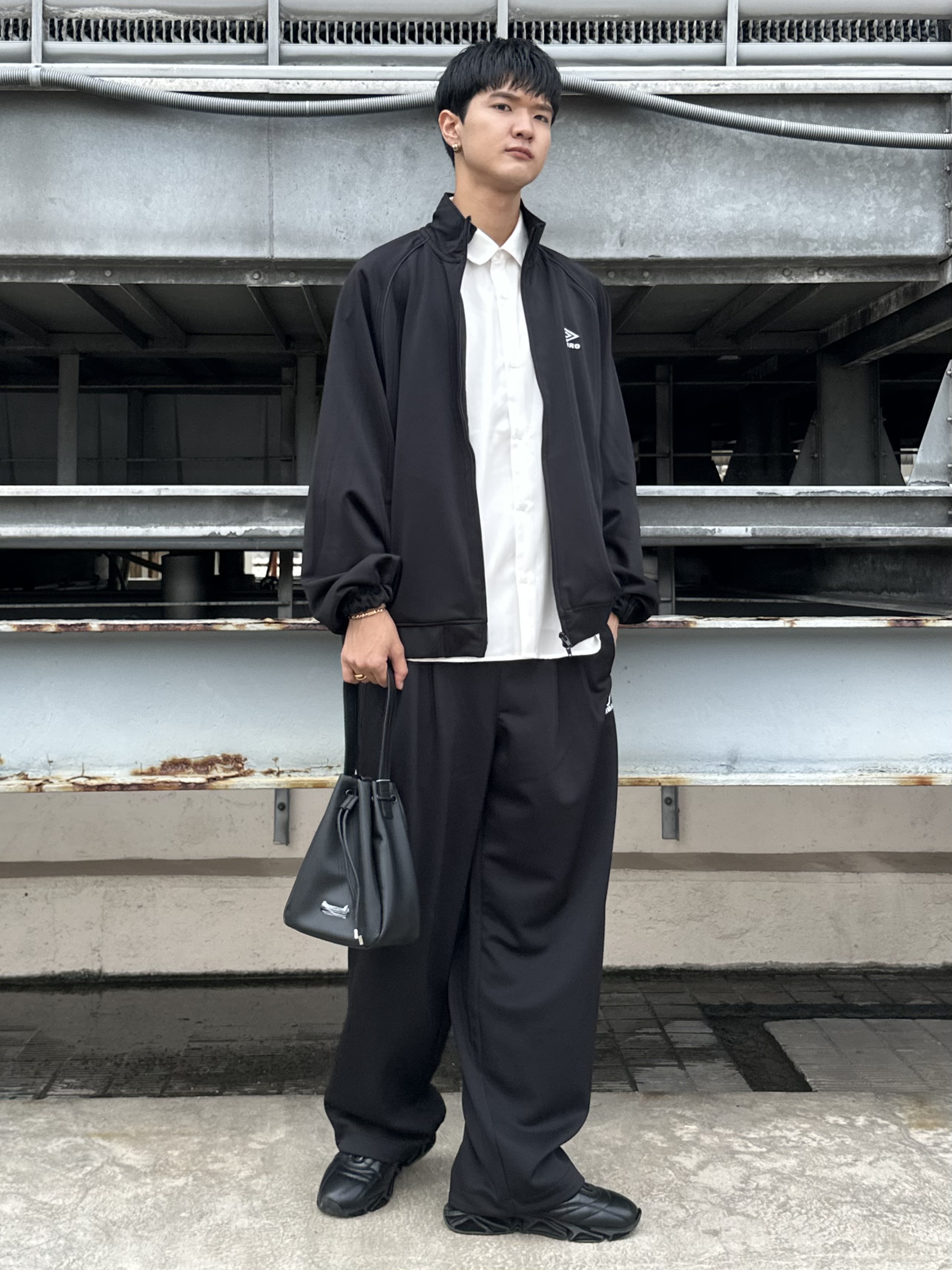 KOHEIさんの「tk.TAKEO KIKUCHI｜インサイドシューレーススニーカー」を使ったコーディネート